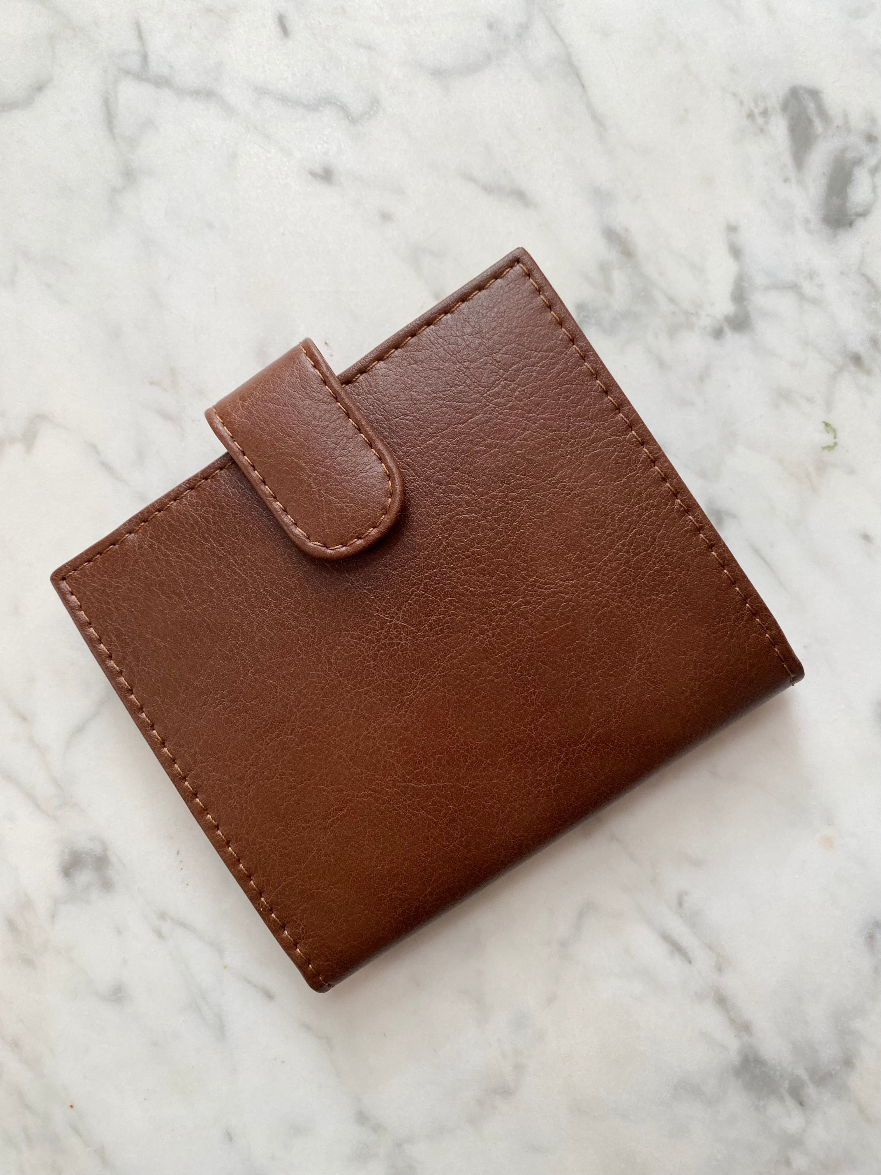 Novacas Genuine Leather Lilas Wallet in Tan - Stylish & Durable Women's Bifold Wallet for Everyday Use, Travel & Gift Giving