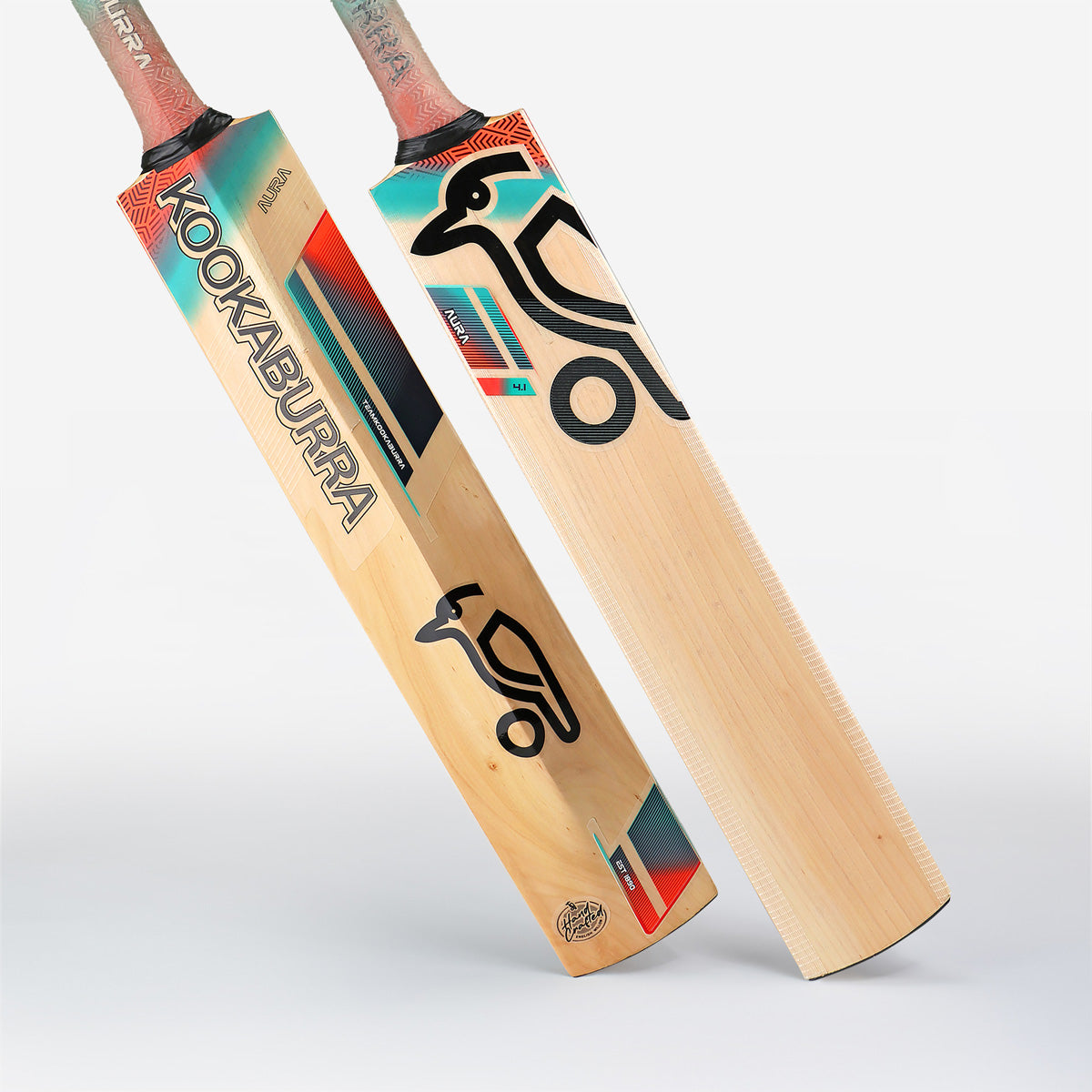 Kookaburra Aura 4.1 Junior Cricket Bat 2025 | Lightweight Kids Cricket Equipment for Training & Matches | Perfect for Youth Cricket Practice & Games