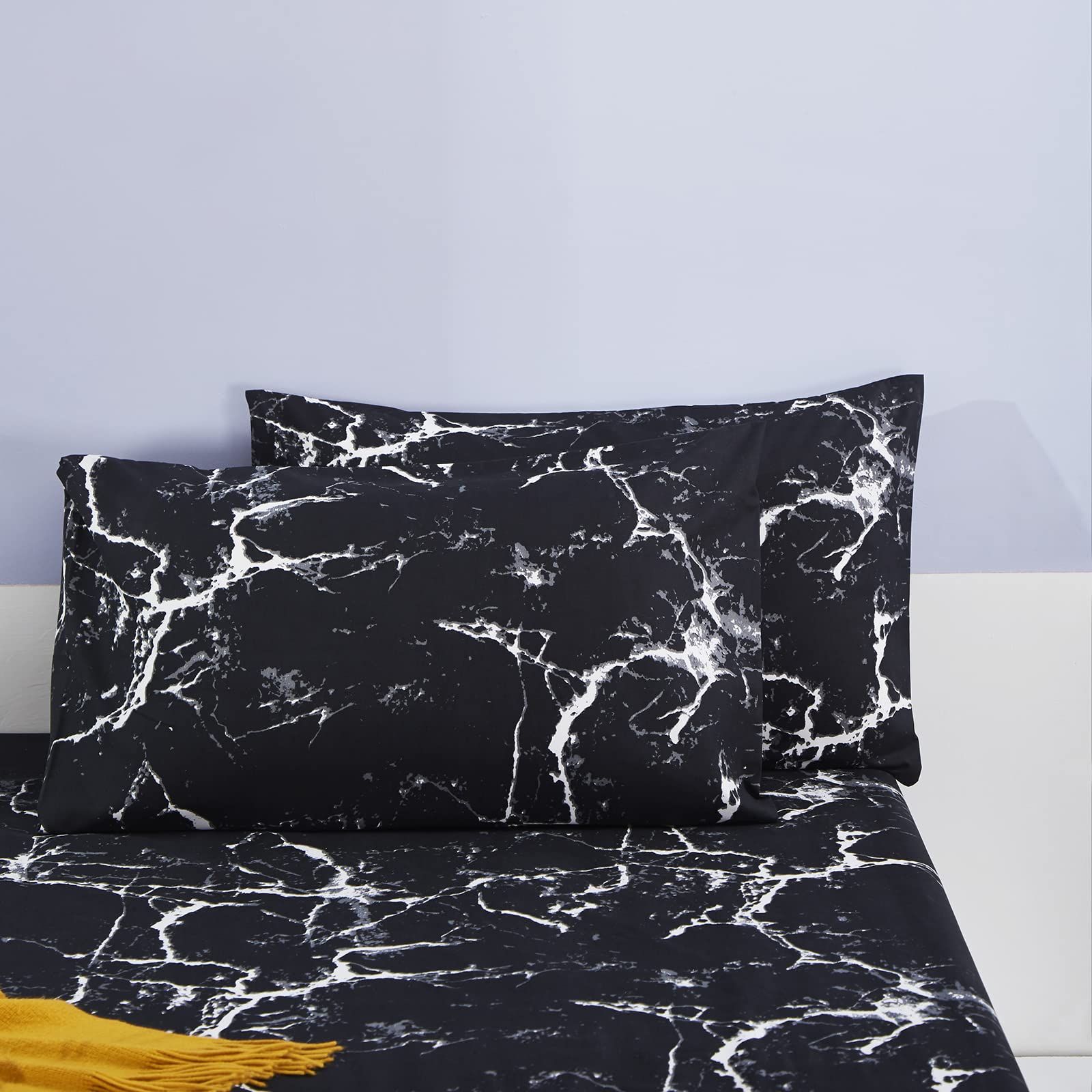 Premium Black Marble Bed Sheet Set - 4 Piece Full Size Bedding with Fitted Sheet, Flat Sheet & 2 Pillowcases - Soft Luxury Sheets for Women & Men - Perfect for Master Bedroom, Guest Room & Dorm Decor