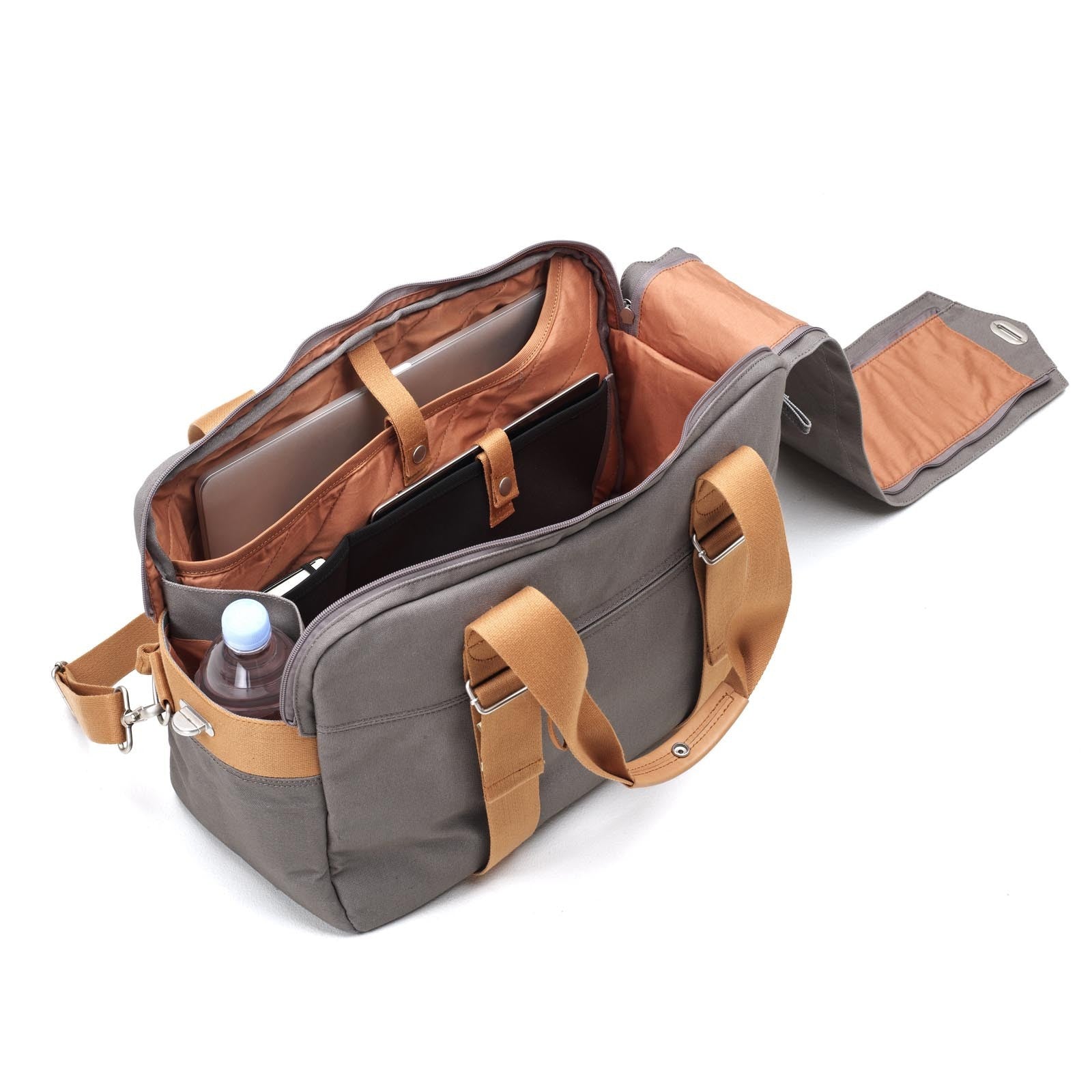 Qwstion Weekender Bag - Stylish & Durable Travel Backpack for Men & Women - Perfect for Weekend Trips, Gym, Work & Outdoor Adventures