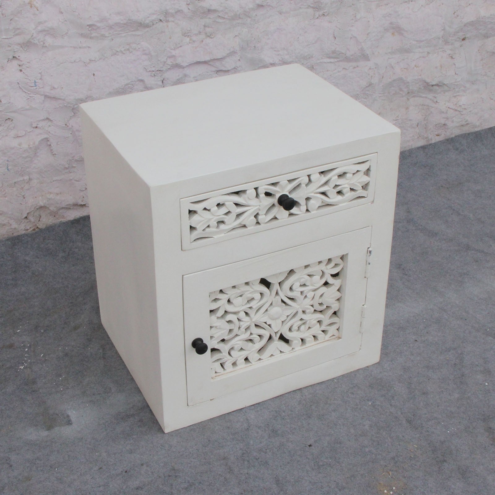 DYNASTY Hand Carved Jali Pair of Bedside Tables 50x40x55cm - Exquisite Indian Wooden Nightstands for Bedroom Decor, Living Room Accent Furniture