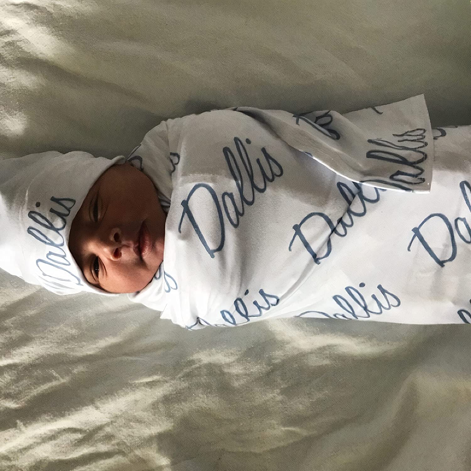 Personalized Baby Blanket with Name - Monogrammed Custom Baby Gift for Newborn Girls & Boys - Soft & Cozy Nursery Blanket for Cuddling, Swaddling & Photo Props