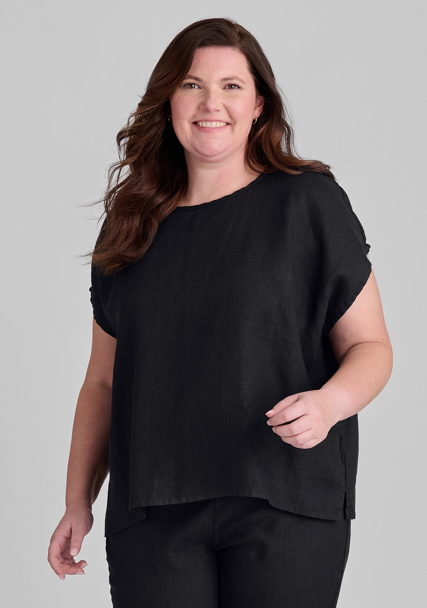 Premium Linen T-Shirt for Women - Soft & Breathable Summer Tee - Casual Comfort Wear for Outdoors, Travel & Everyday Use
