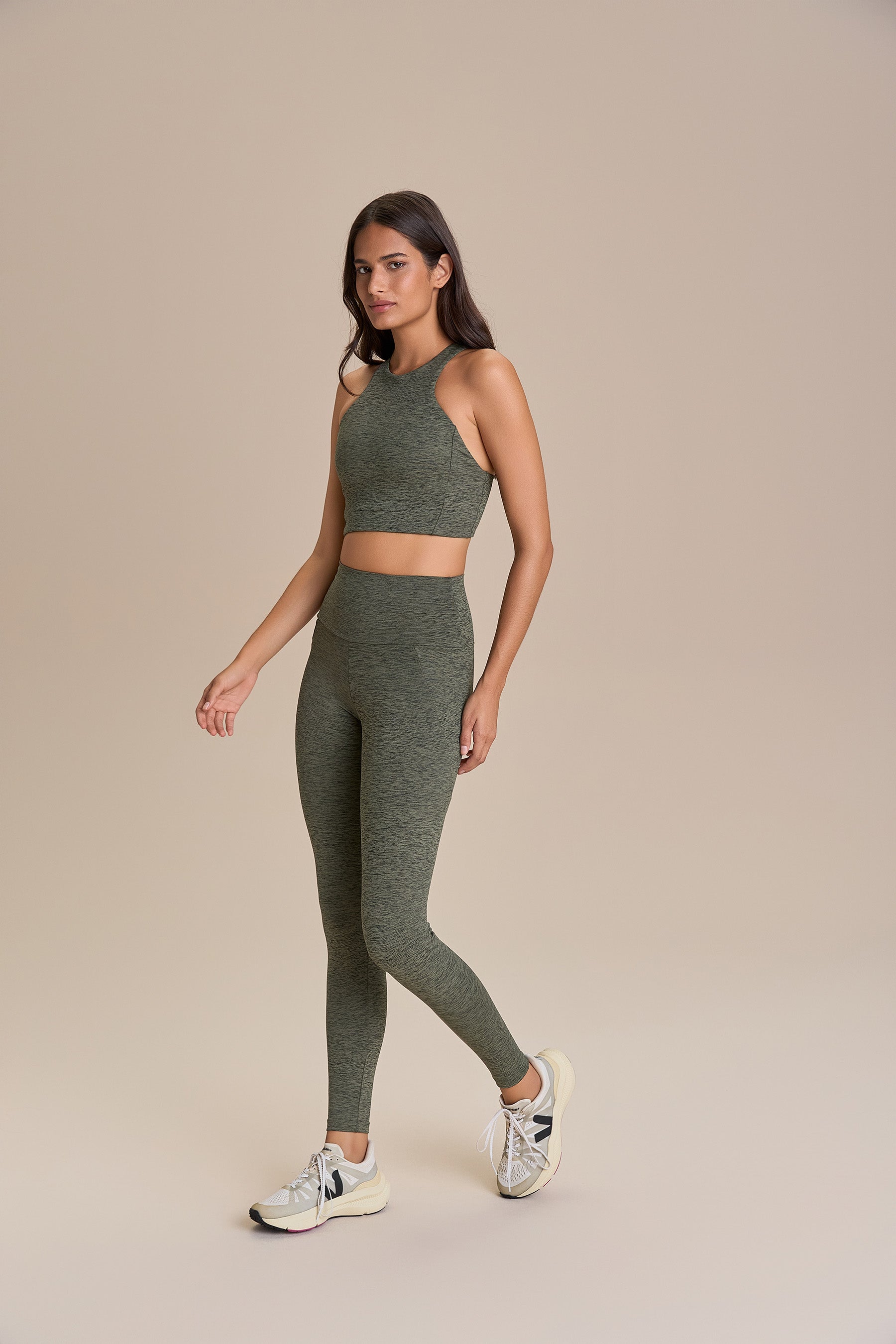 High Support Halter Groove Sports Bra for Women - Comfortable Workout Top for Running, Yoga & Gym - Breathable & Moisture-Wicking Activewear