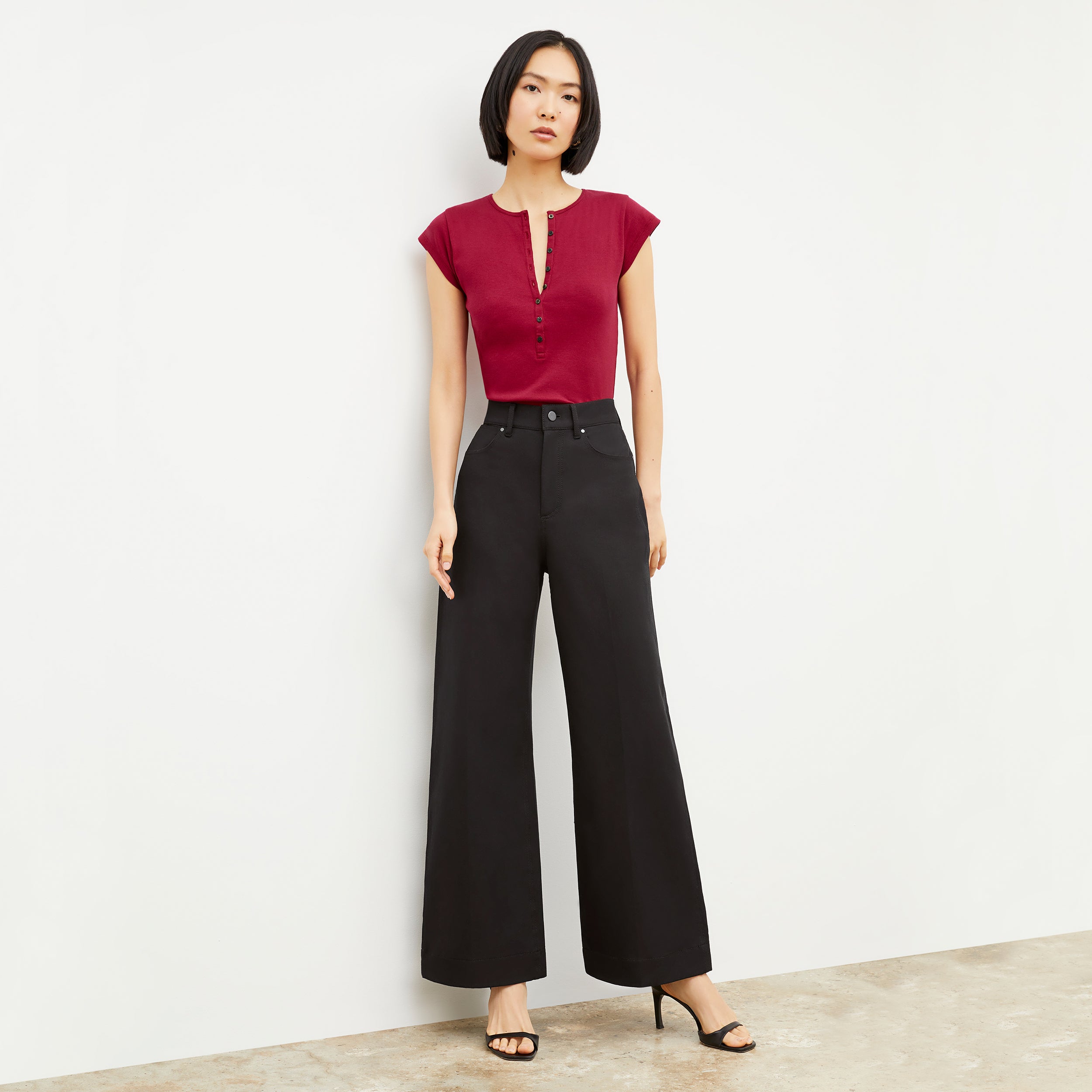 Milo Wide Leg Eco-Friendly Jeans for Women - Sustainable Black Denim Pants - Perfect for Casual Wear, Office Outfits & Street Style Fashion