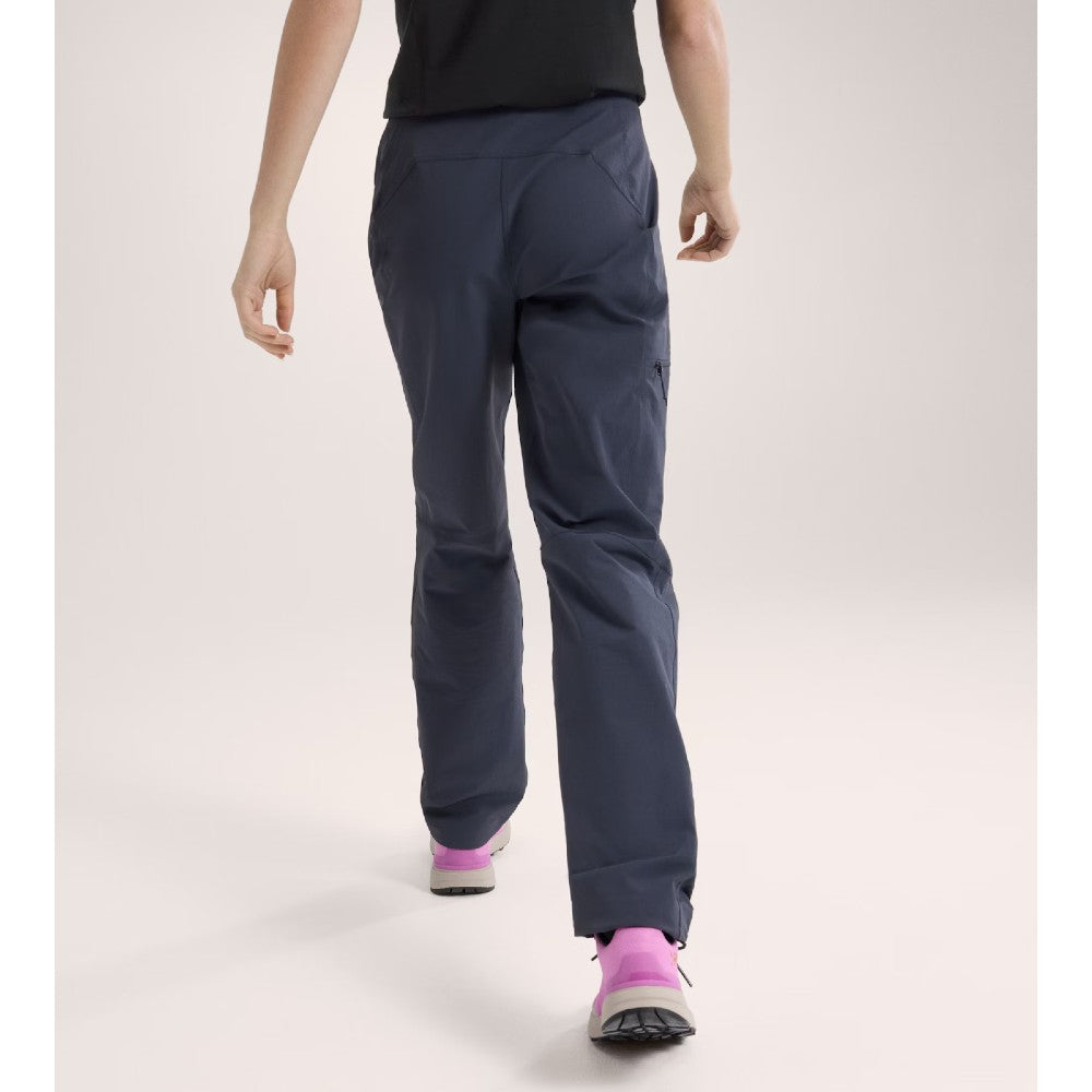 Arc'teryx Gamma Pant Women's - Lightweight Hiking & Outdoor Adventure Pants for Trekking, Climbing & Travel - Water-Resistant & Breathable Softshell