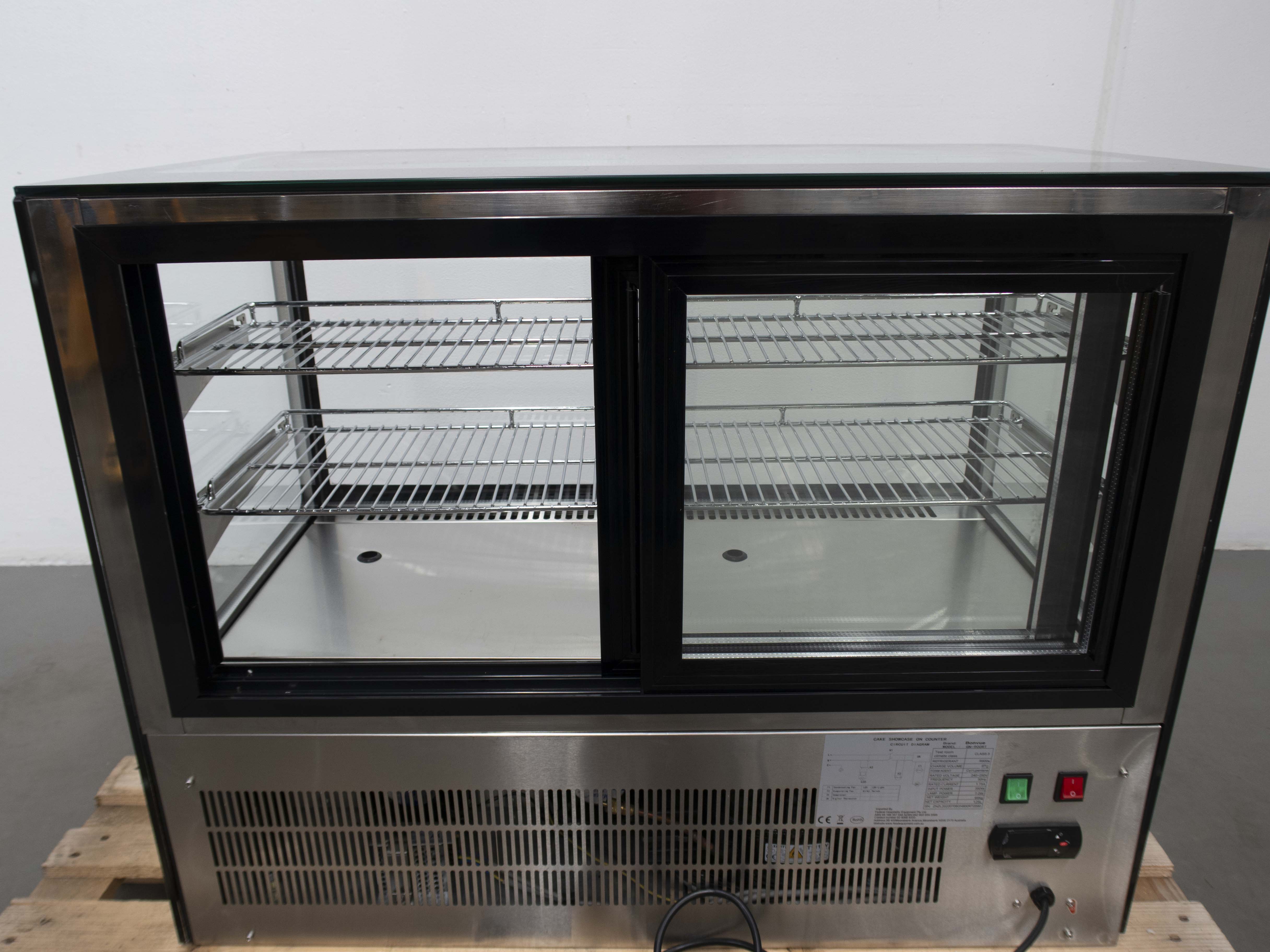 Bonvue GN 900RT Commercial Refrigerated Display Case - 72