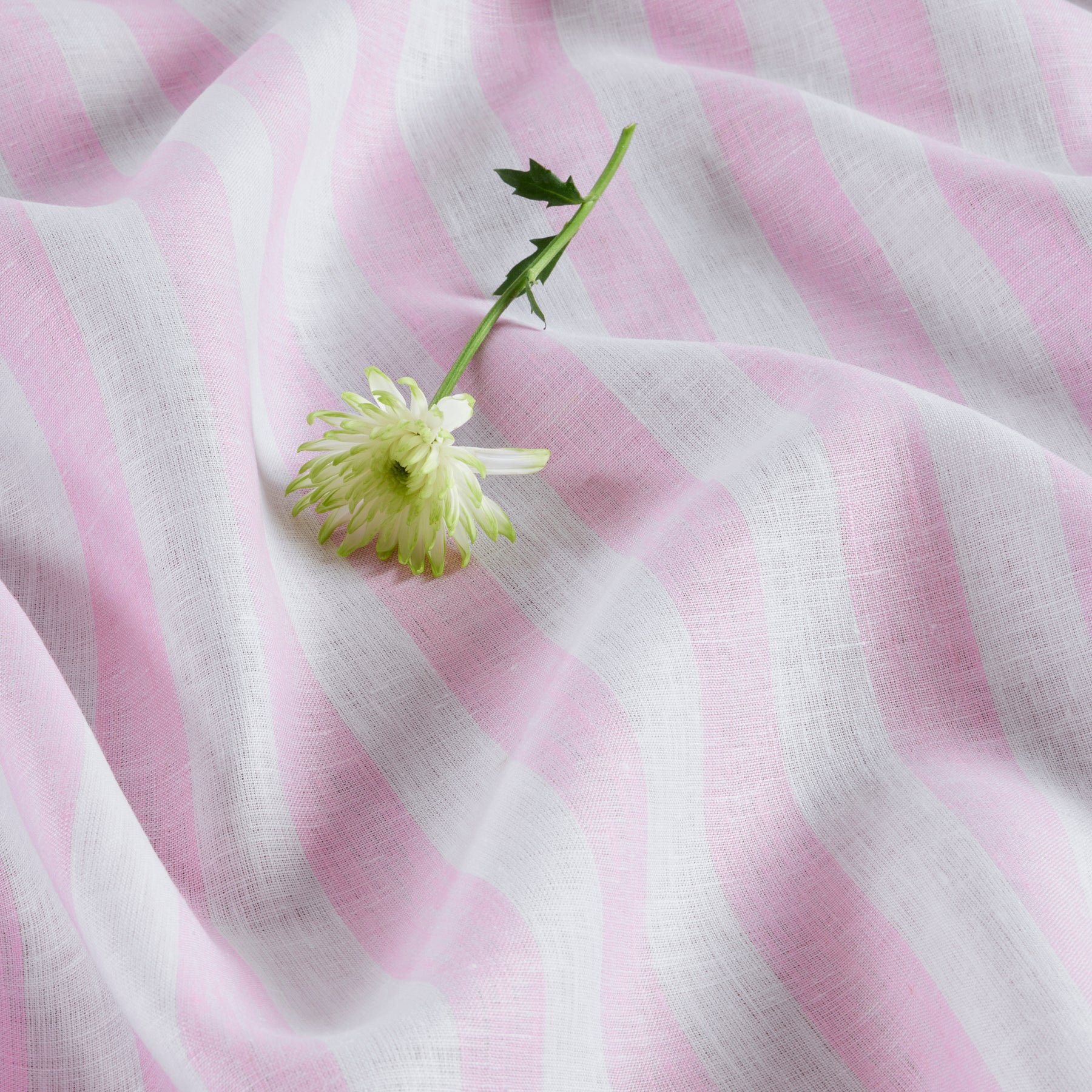 Sorrento Stripe Table Throw - Elegant Striped Tablecloth for Dining Room & Kitchen Decor - Perfect for Parties, Holidays, and Everyday Use