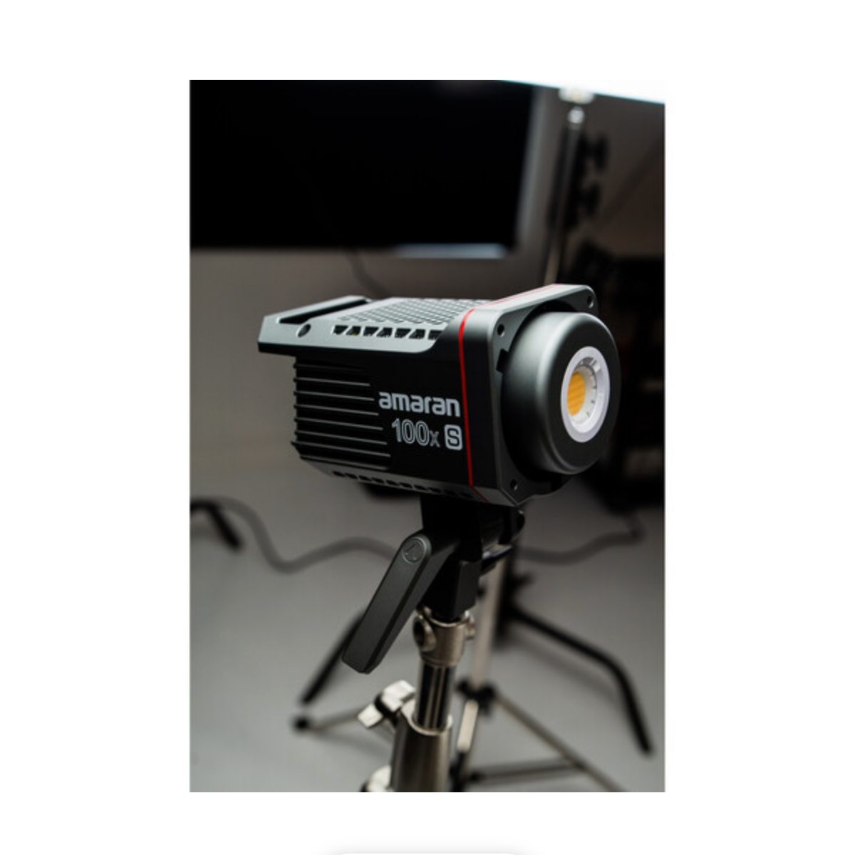 Amaran COB 100x S Bi-Color LED Monolight - Professional Studio Lighting for Photography & Videography - Perfect for Portraits, Product Shoots, and YouTube Videos