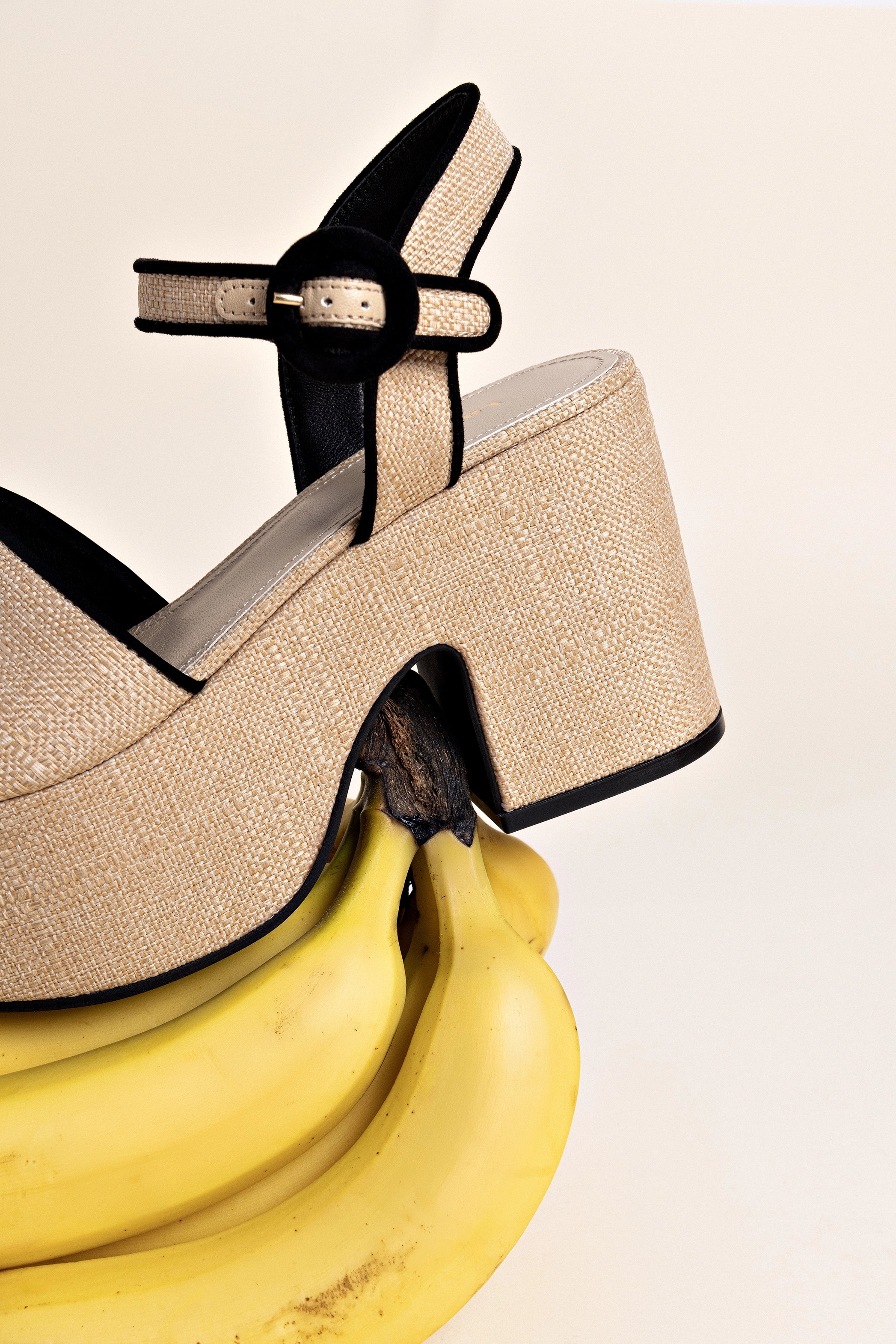 Beige Raffia Miso Sandal with Black Trimming - Comfortable Summer Beach Sandals for Women | Perfect for Vacation, Poolside & Casual Outings