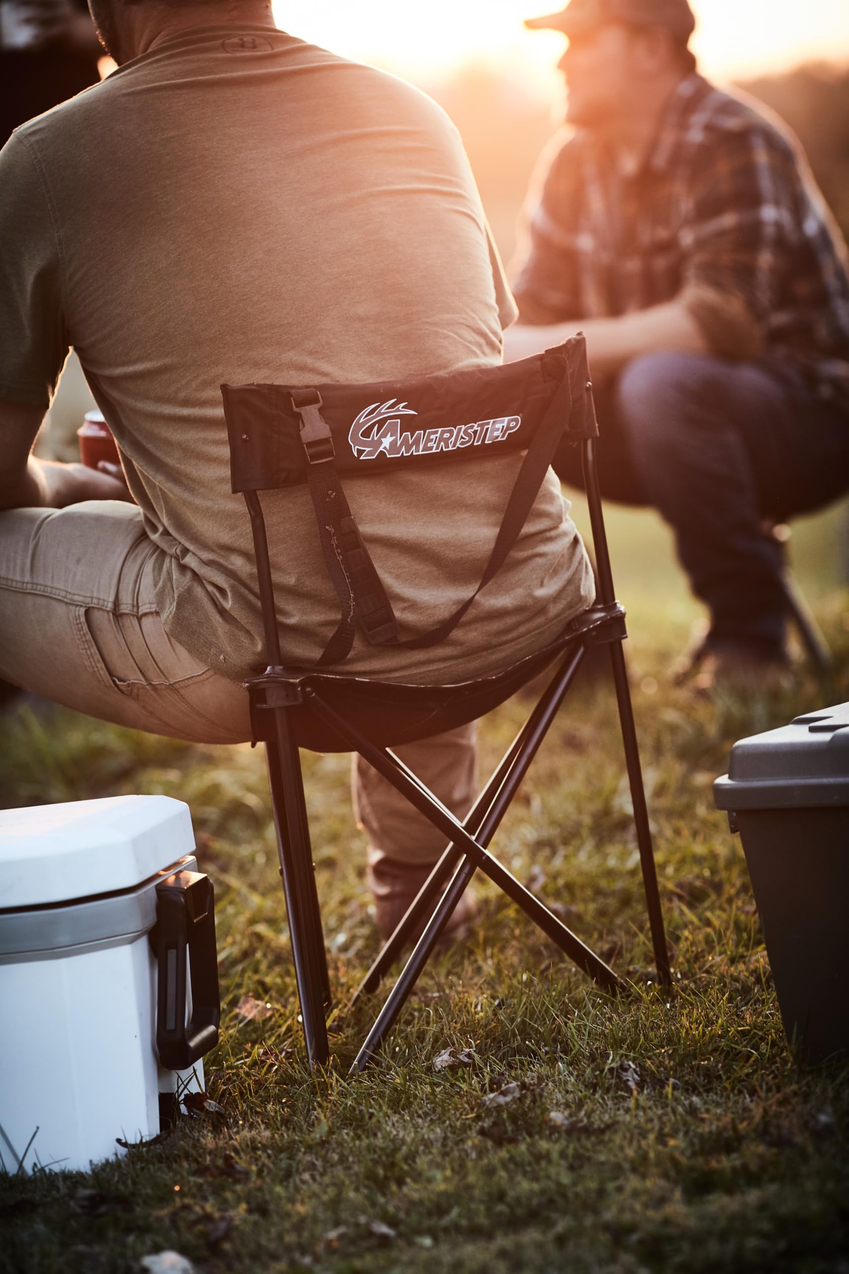 Ameristep Portable Folding Hunting Tripod Blind Chair with Backrest - Lightweight Mossy Oak Break-Up Country Camo - Ideal for Deer Hunting, Turkey Hunting & Outdoor Wildlife Observation