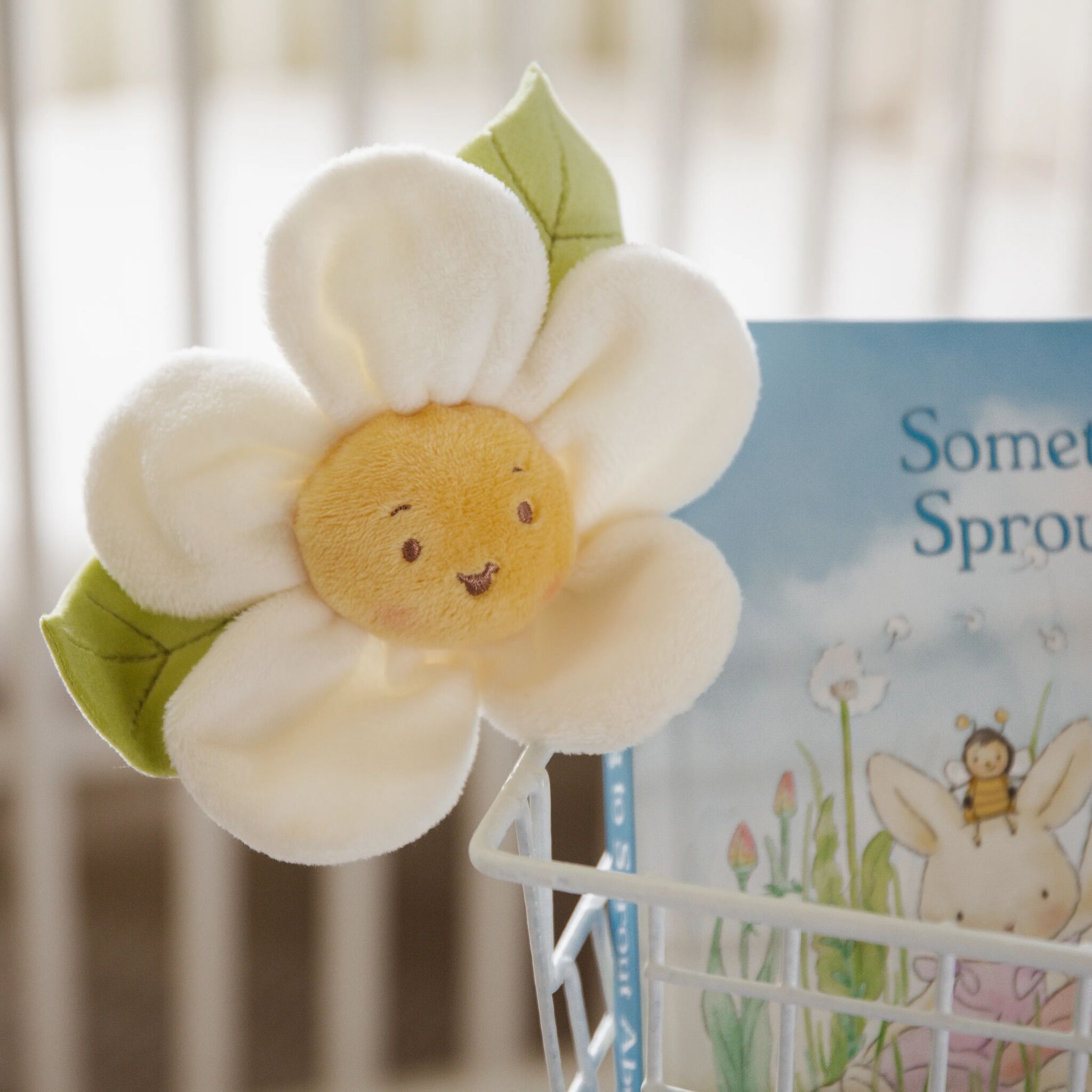Premium White Flower Stems for Bouquets, Centerpieces & DIY Floral Arrangements - Perfect for Weddings, Home Decor & Craft Projects