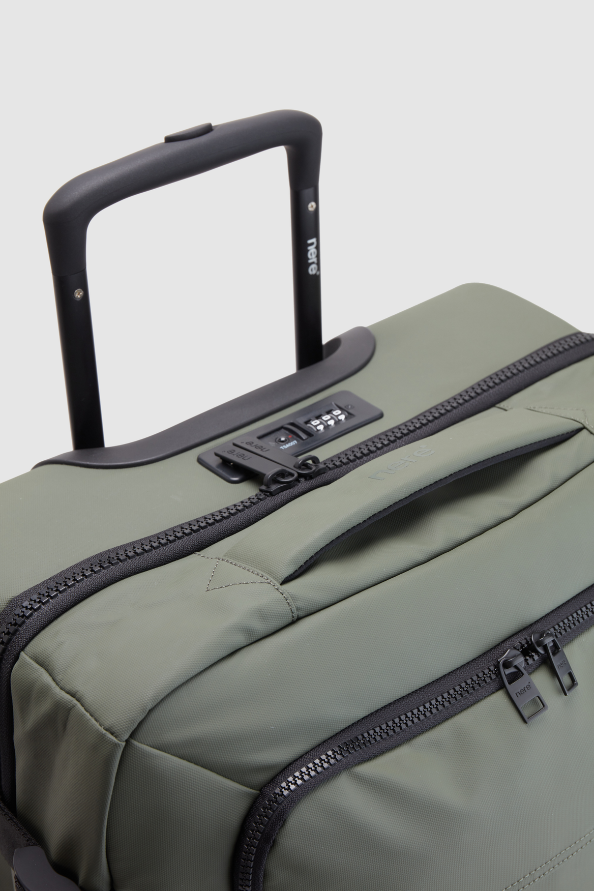 Newtown 55cm Carry On Wheeled Luggage - Lightweight Spinner Suitcase for Travel, Business & Weekend Trips | Durable & Compact Airplane Approved Cabin Bag