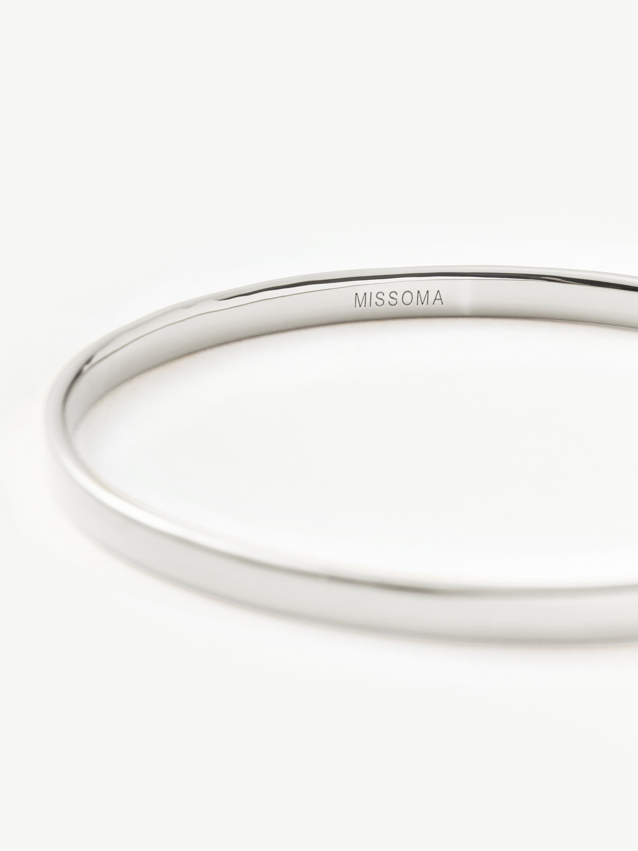 Classic Round Silver Plated Bangle Bracelet for Women - Elegant Jewelry Gift for Birthday, Anniversary & Special Occasions