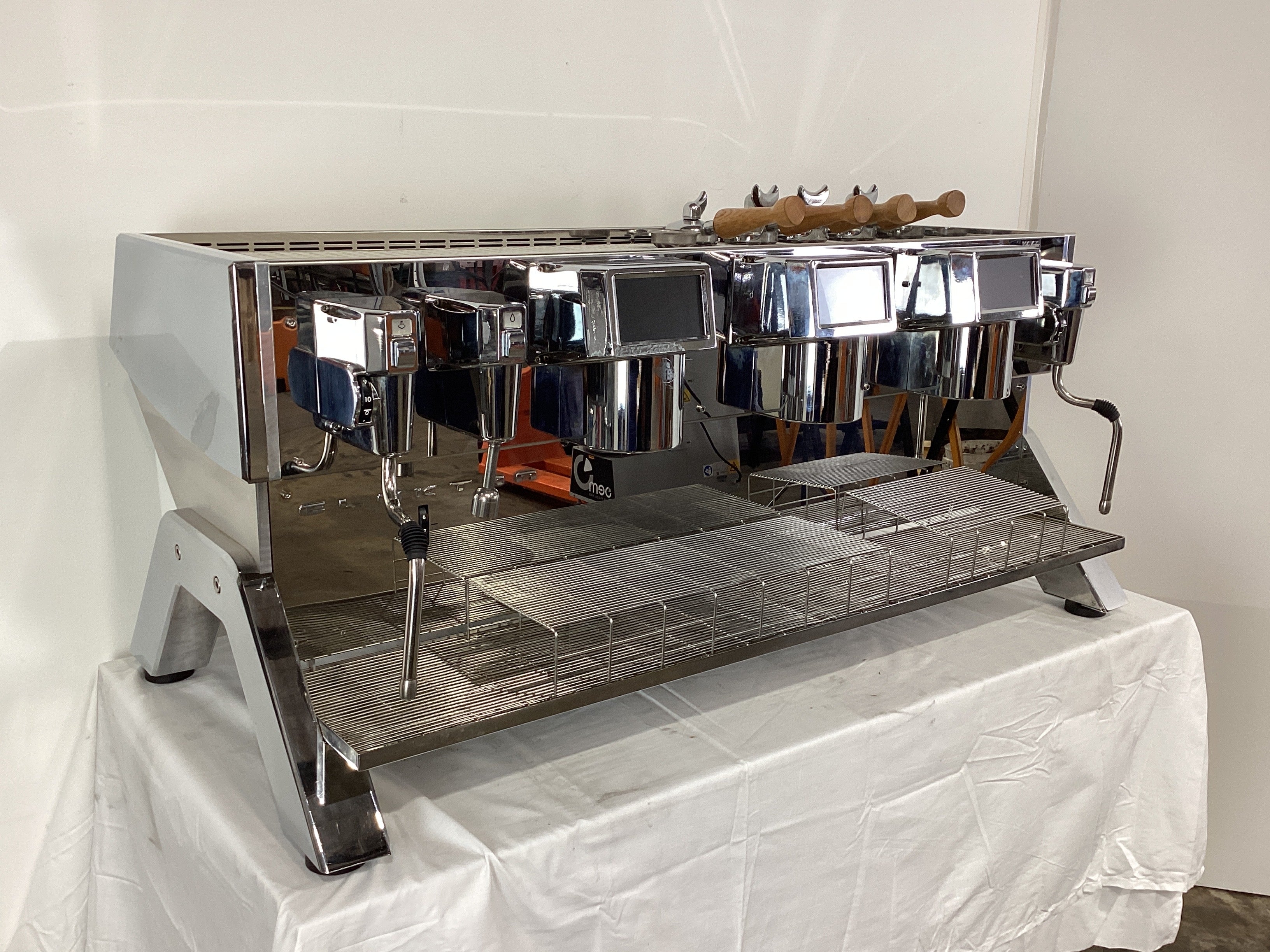 Elektra Indie 3 Group Commercial Espresso Machine - Professional Coffee Maker for Cafes, Restaurants & Offices - Perfect for Baristas & Coffee Lovers