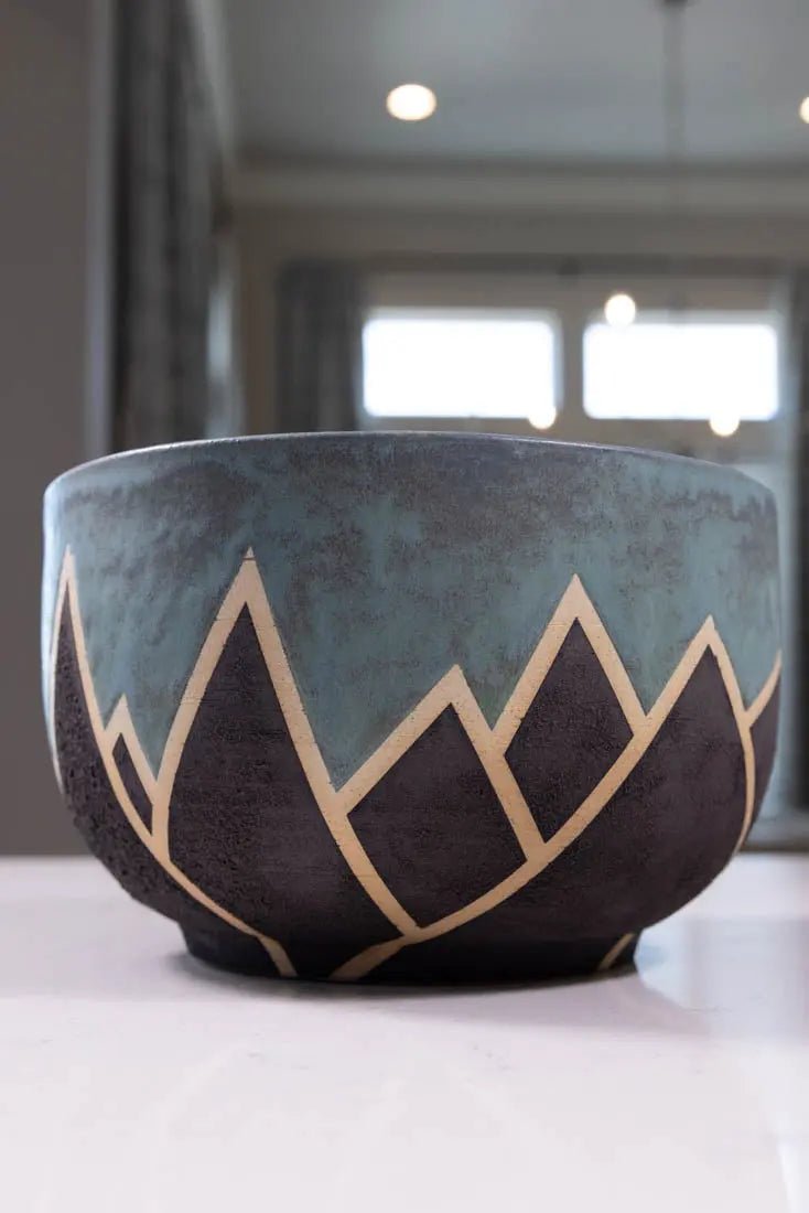 XL Stoneware Serving Bowl - Magma Mountain Range Design - Big Bowl Series for Family Dinners & Entertaining - Durable Ceramic Dish for Soup, Salad, Pasta & Party Food