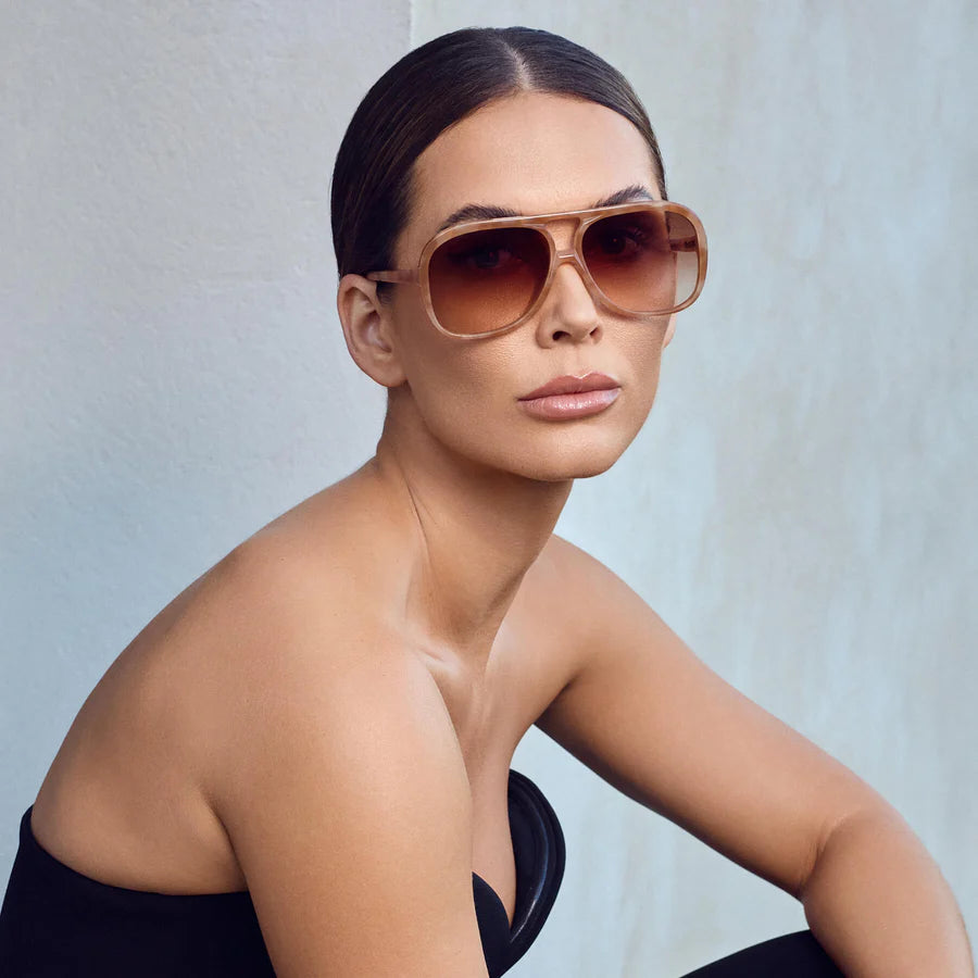Pastel Tortoise Shell Sunglasses with Gold Metal Frame & Dark Orange Gradient Lenses - Stylish UV Protection for Beach, Driving & Outdoor Activities