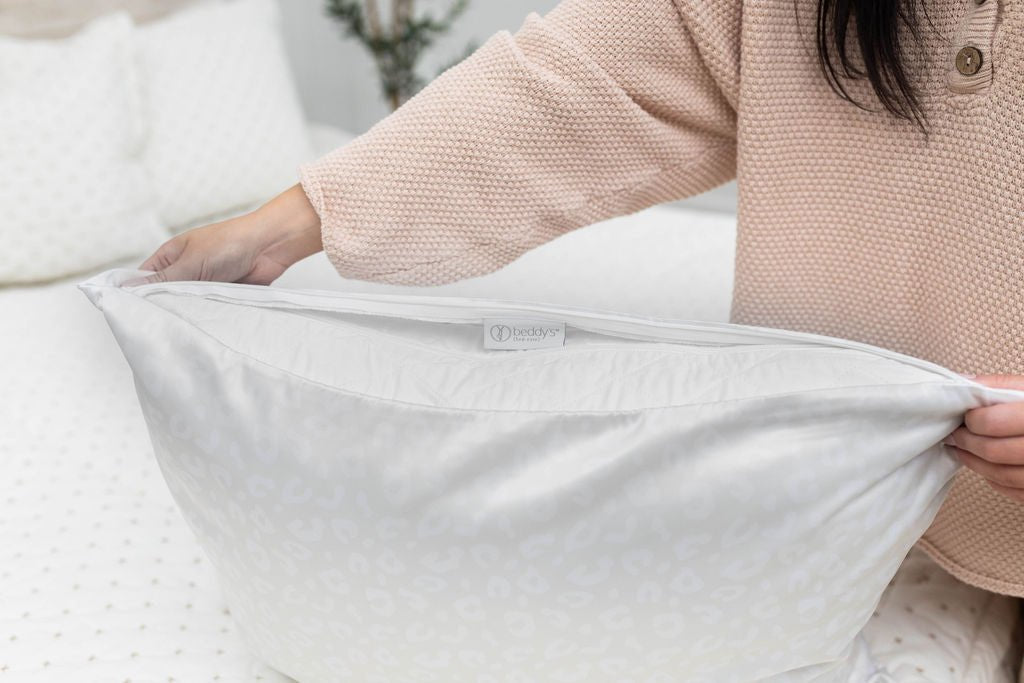 Luxury Ivory Satin Pillowcase for Hair & Skin Care - Soft & Smooth 100% Mulberry Silk Pillow Cover for Beauty Sleep, Bedroom Decor & Gift