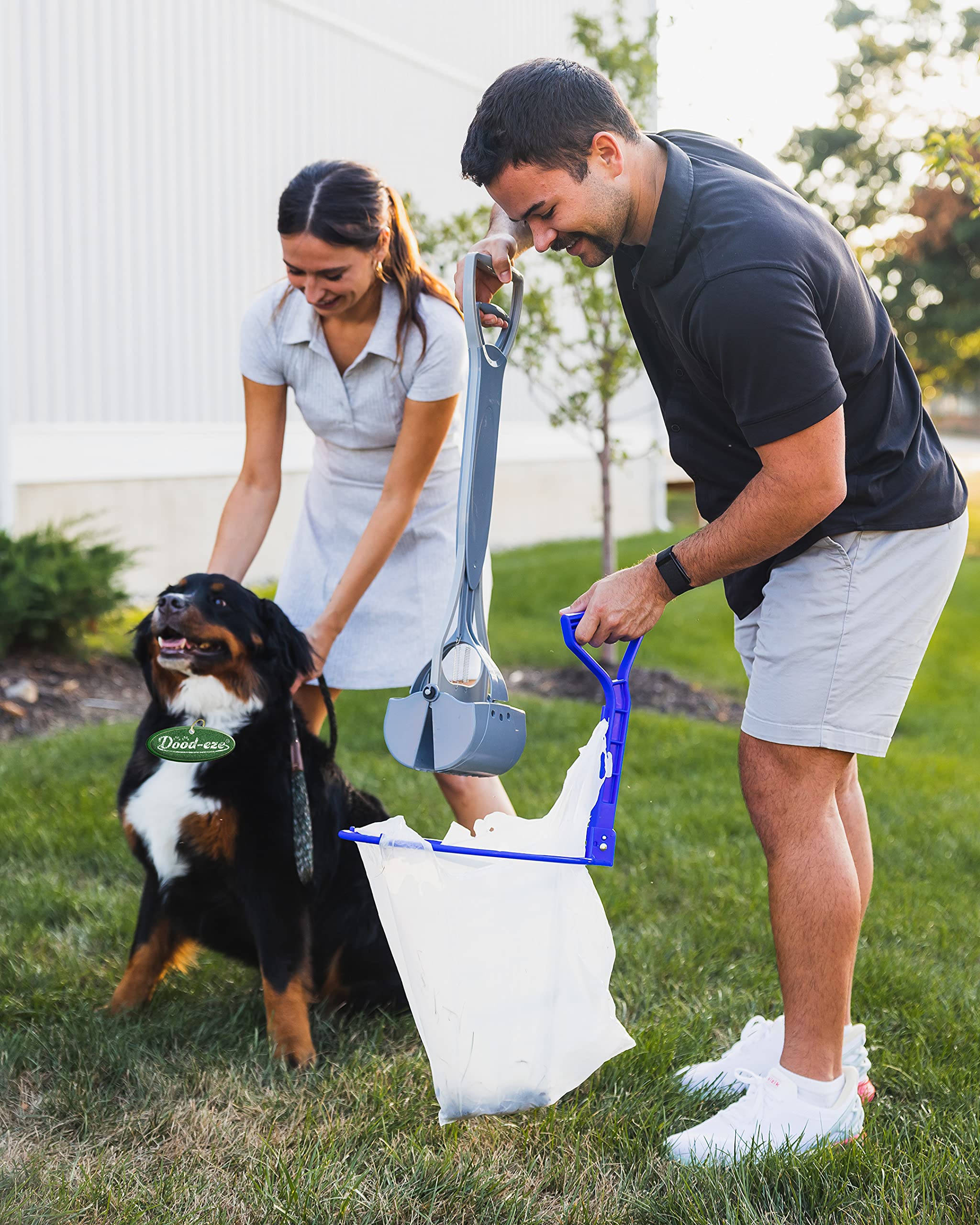 Patented Pet Waste Cleanup Tool - Easy & Hygienic Poop Scooper for Dogs & Cats (Black) | Perfect for Backyards, Parks & Travel Use