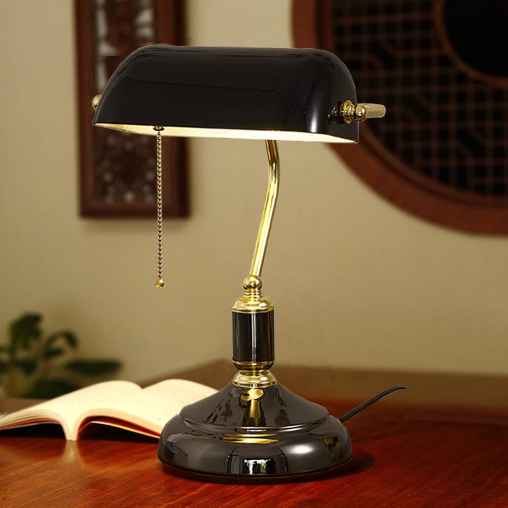 Vintage Brass Finish Bankers Desk Lamp with Pull Chain Switch - Antique Traditional Style Table Lamp for Study, Reading, Office, Bedroom & Living Room | Perfect for Home Office, Nightstand & Cozy Reading Nook