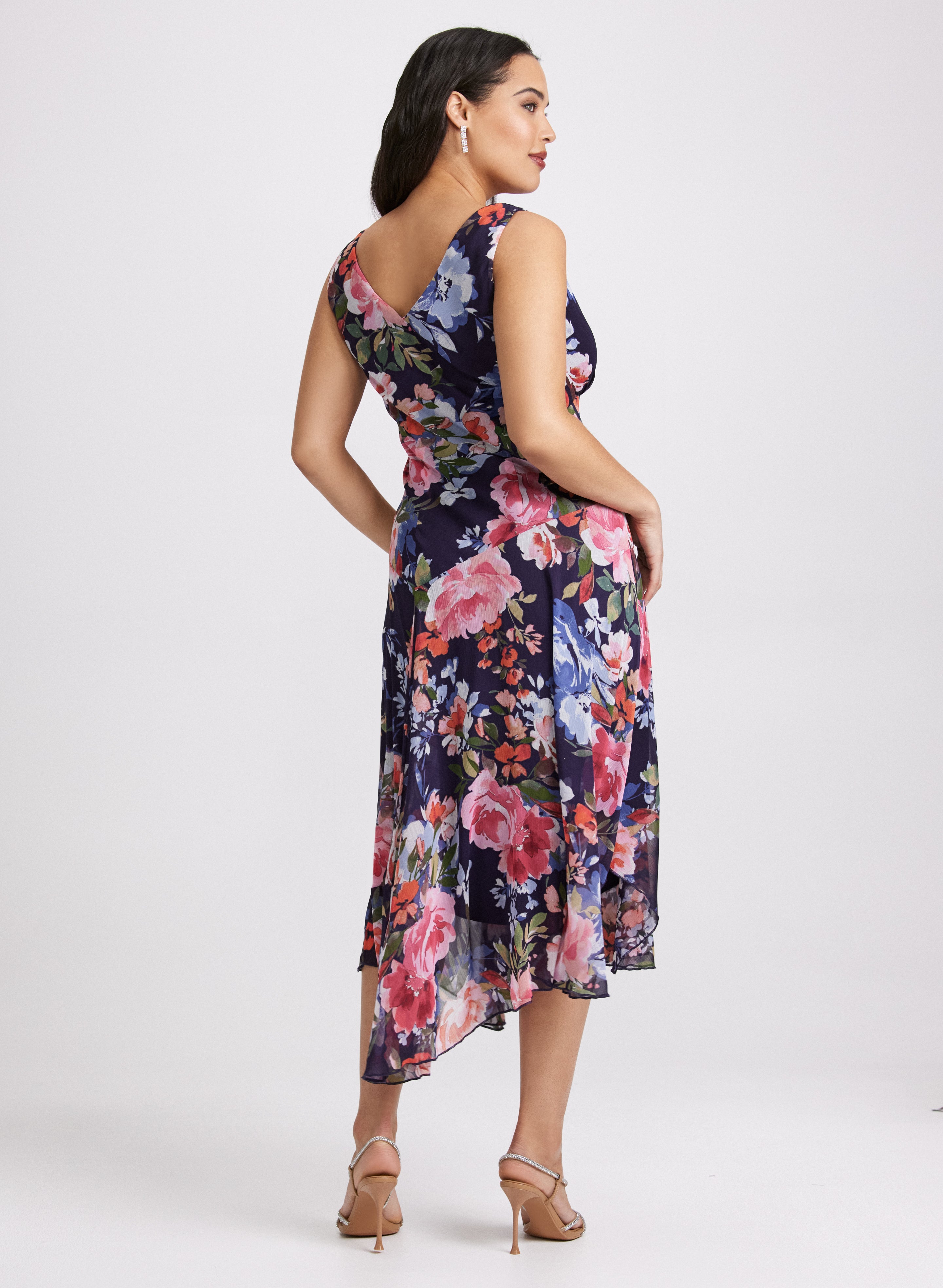 Elegant Floral Chiffon Dress for Women - Summer Boho Maxi Dress with V-Neck & Flowy Sleeves - Perfect for Beach Vacations, Weddings & Date Nights