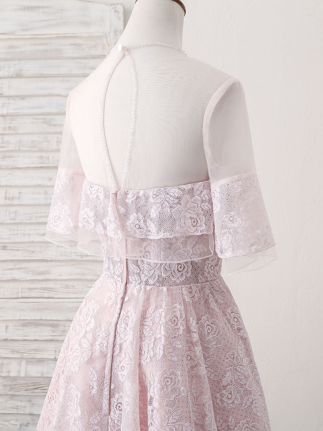 Elegant Pink Round Neck Lace Tulle Short Prom Dress for Women - Perfect for Homecoming, Prom Night, and Formal Parties