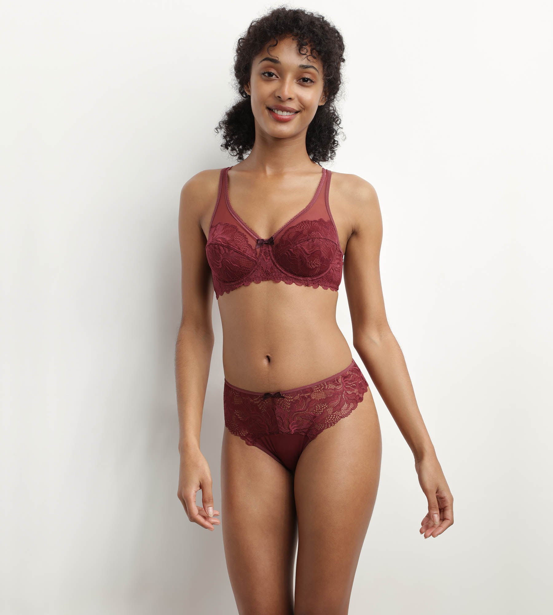 Ruby Dark Lace Full Coverage Support Bra - Essential Comfort for Everyday Wear & Special Occasions