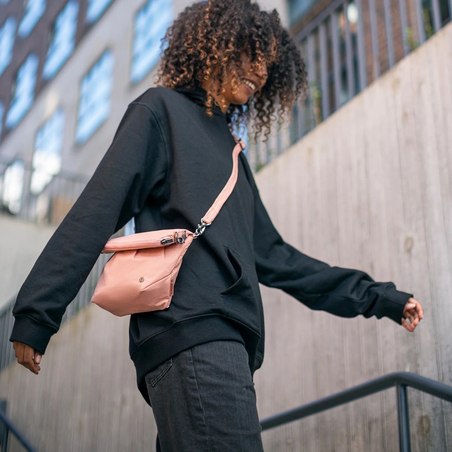 Pacsafe Citysafe CX Anti-Theft Convertible Crossbody Bag for Women - Secure Travel & Everyday Use - RFID Protection & Slash-Resistant Design