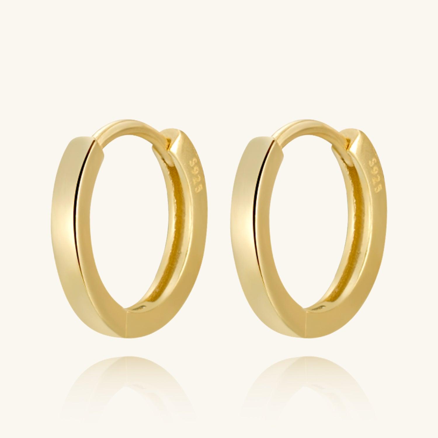 Shining Huggie Hoop Earrings for Women - 14K Gold Plated Small Hoop Earrings - Minimalist Everyday Jewelry for Work, Date Night & Special Occasions