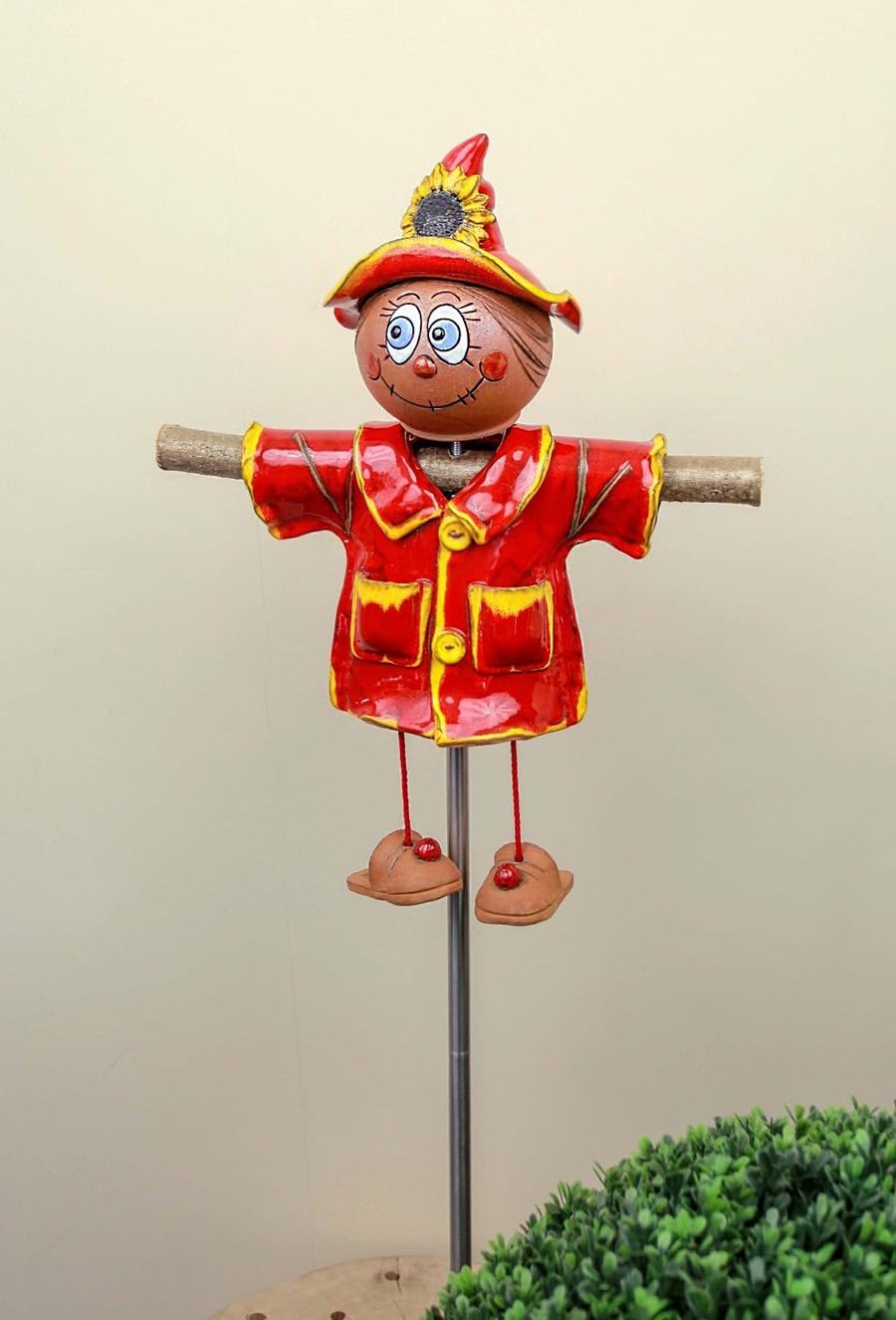 Handmade Frostproof Ceramic Scarecrow Lawn Stake - Red Outdoor Garden Decor Statue - Unique Gift for Gardeners (Men & Women) - Perfect for Yard, Patio & Seasonal Home Decoration