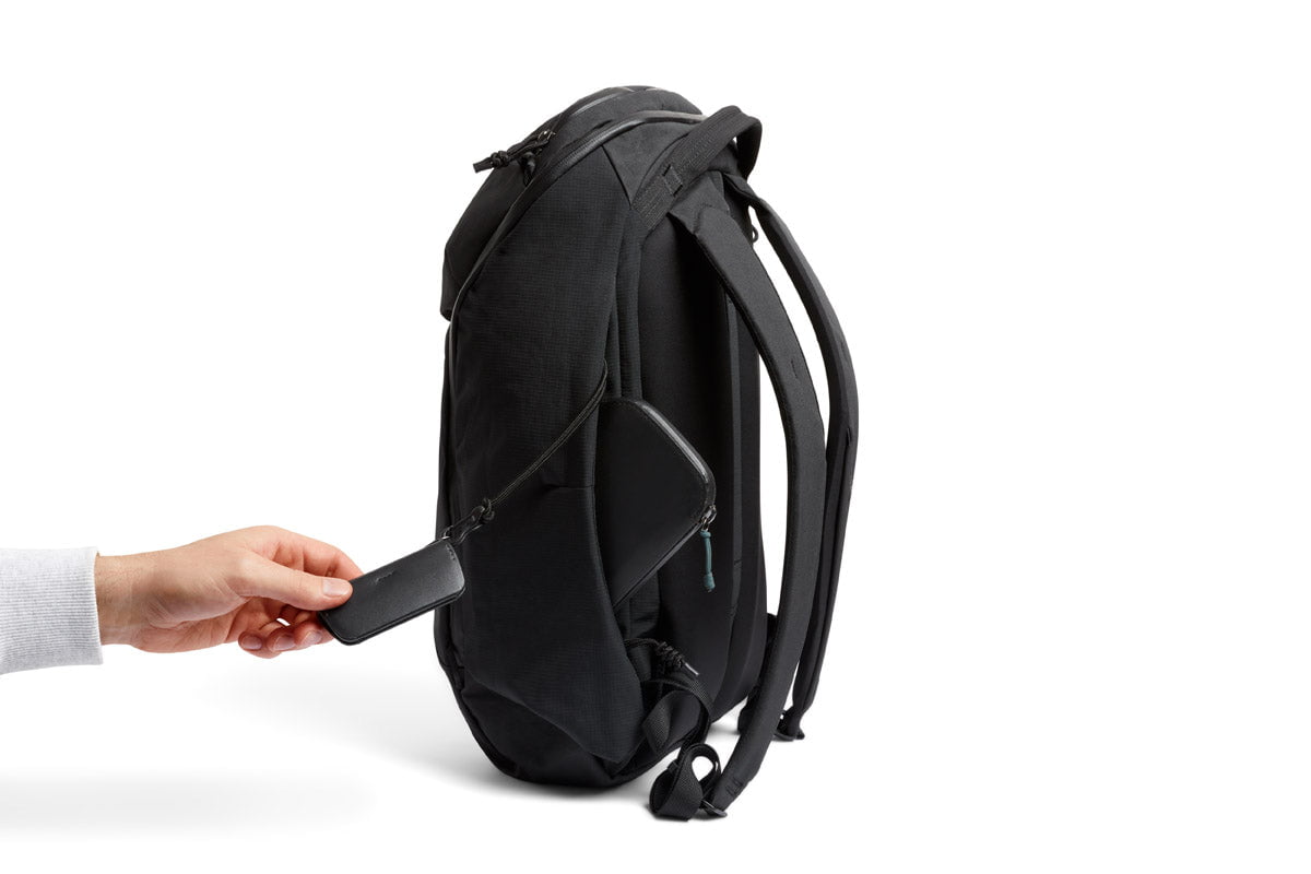 Bellroy Venture Ready Pack 20L Waterproof Backpack - Lightweight Travel & Hiking Daypack for Men & Women - Perfect for Commuting, Outdoor Adventures & Daily Use