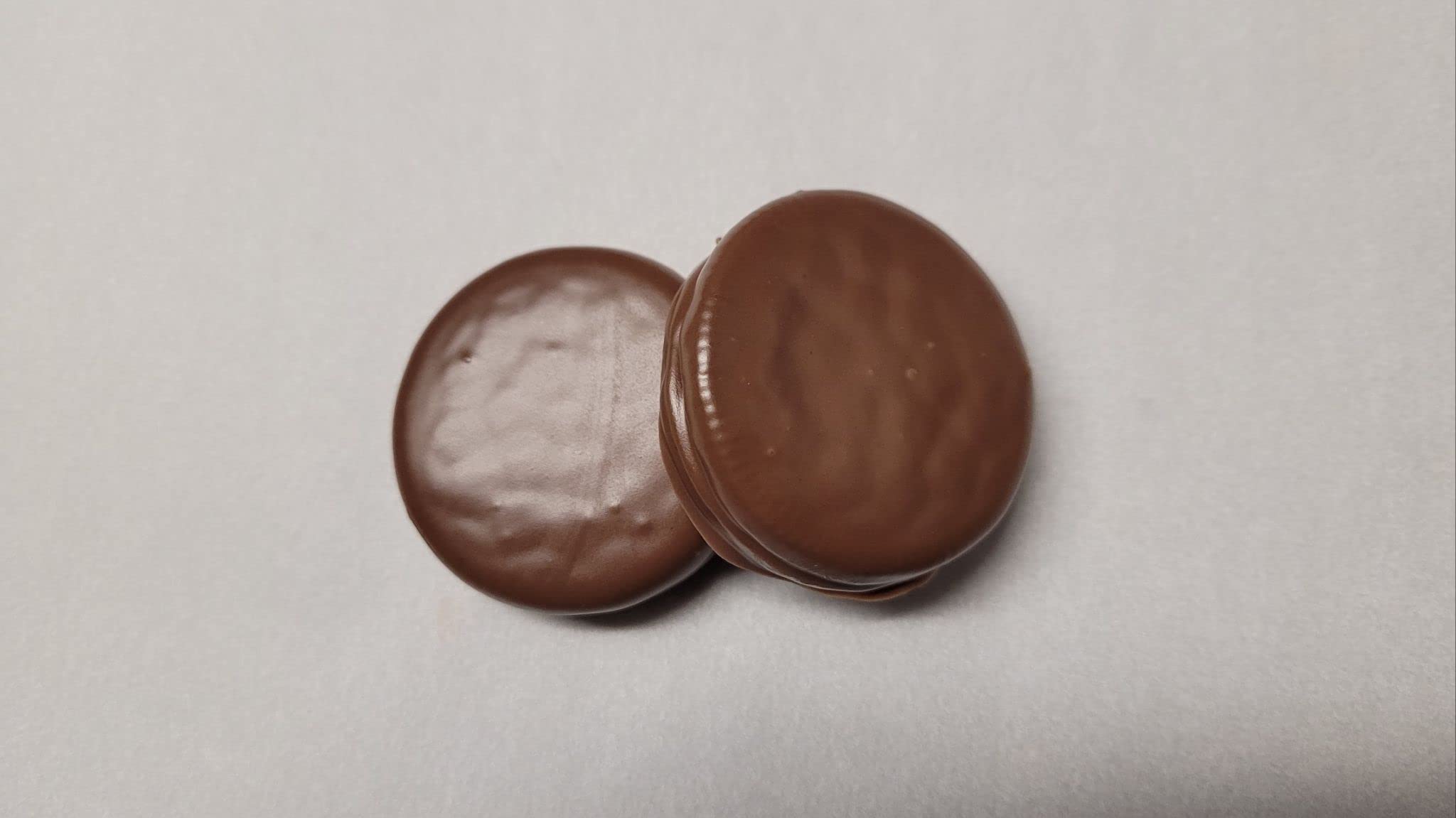 Delicious Chocolate Covered Cookies - 100 Pieces in Green Foil Wrapping | Perfect for Parties, Gifts & Holiday Treats