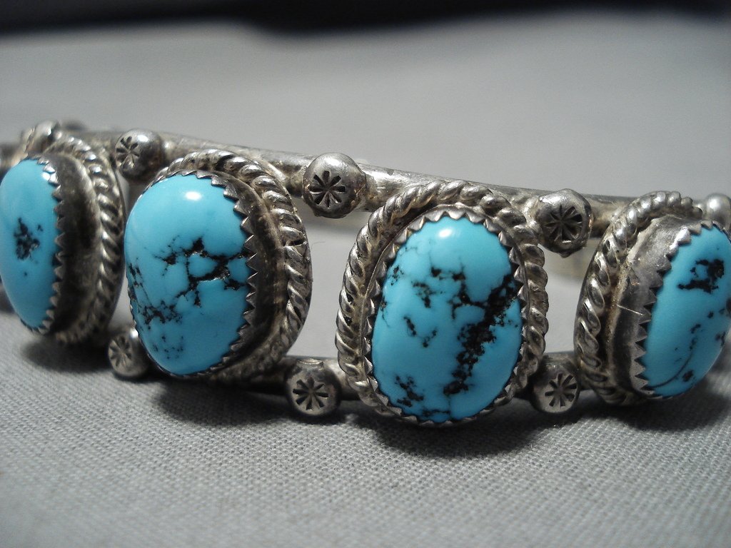Vintage Navajo Sterling Silver Turquoise Cuff Bracelet - Handmade Native American Jewelry for Women - Perfect for Boho, Western & Festival Fashion