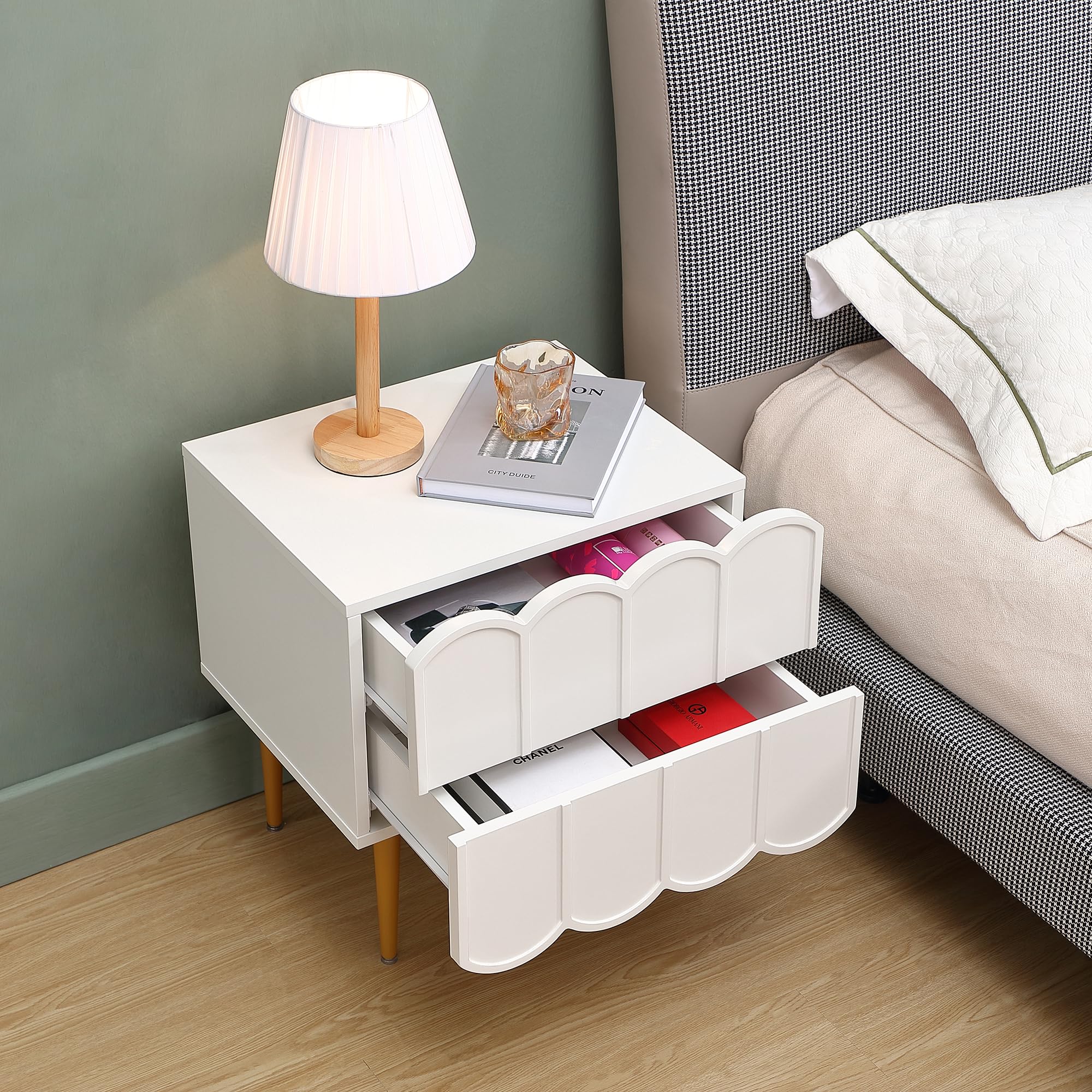 Modern Nightstand Set of 2 - White Bedside Tables with Drawers for Bedroom, Storage End Tables for Living Room - White/Gold Finish - Perfect for Small Spaces, Guest Rooms & Apartment Decor