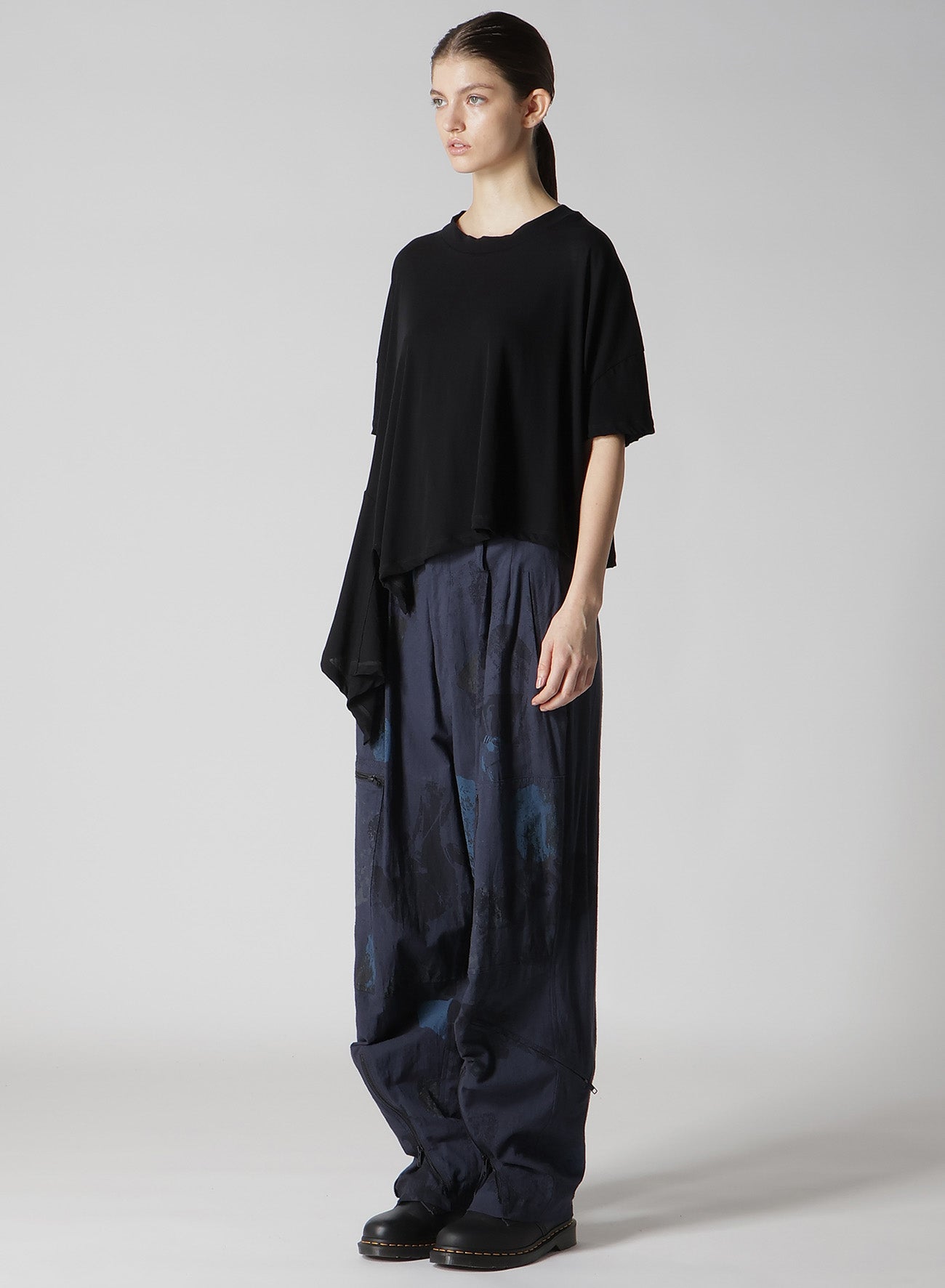 Soft Cotton Jersey Asymmetric Cropped T-Shirt for Women - Trendy Casual & Streetwear Fashion - Perfect for Everyday Wear, Layering, and Summer Outfits