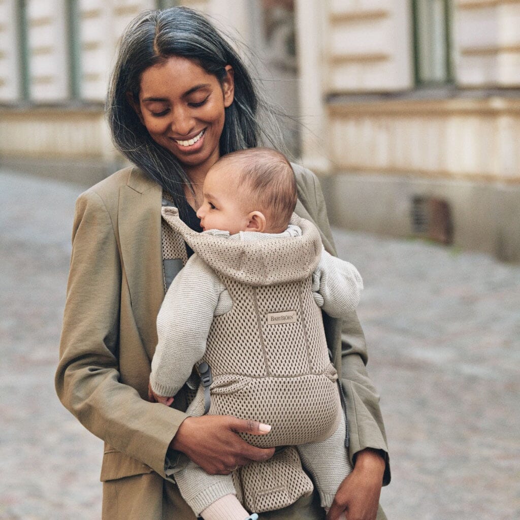 BabyBjorn Baby Carrier Free - Breathable 3D Mesh for Comfort & Support - Perfect for Newborns, Infants & Toddlers - Ideal for Walks, Hiking & Everyday Use