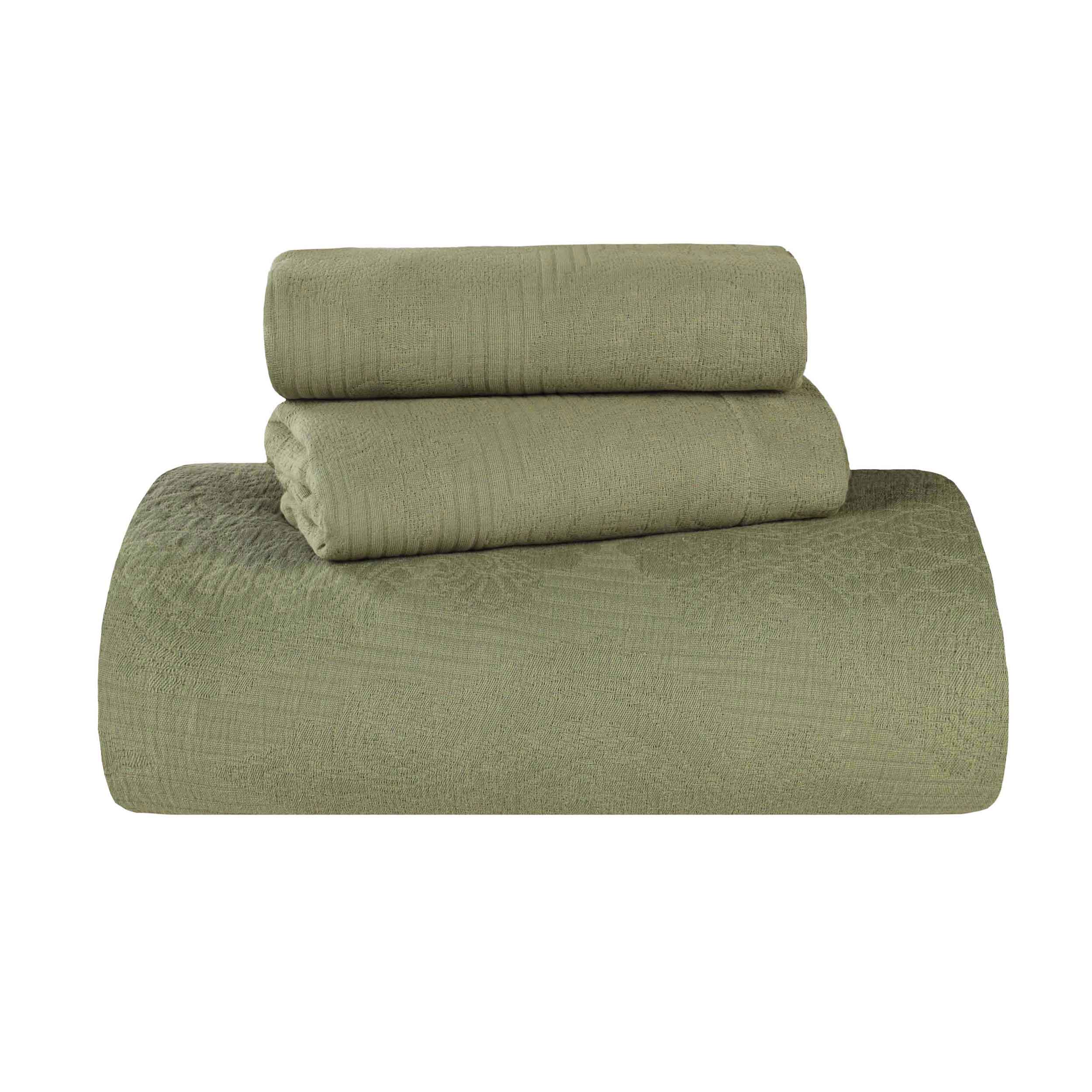 Victory Cotton Matelasse Bedspread Set with Scrolling Medallion Design - Lightweight & Breathable Queen Size Bed Cover - Perfect for Master Bedroom, Guest Room & Luxury Hotel Decor