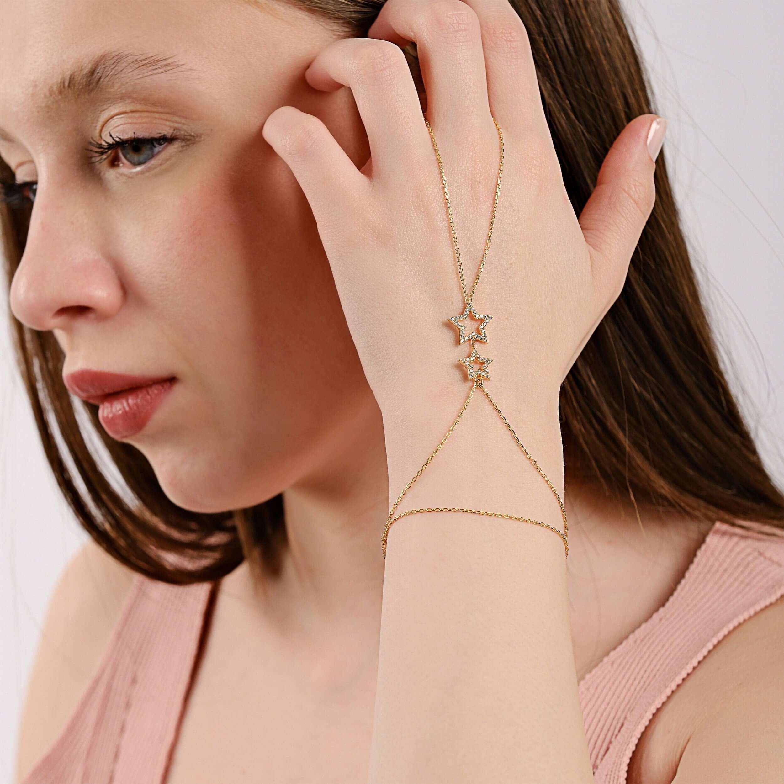 18K Gold Vermeil Hand Chain Bracelet with Stars - Elegant Stackable Jewelry for Women, Perfect for Everyday Wear, Parties & Gifting