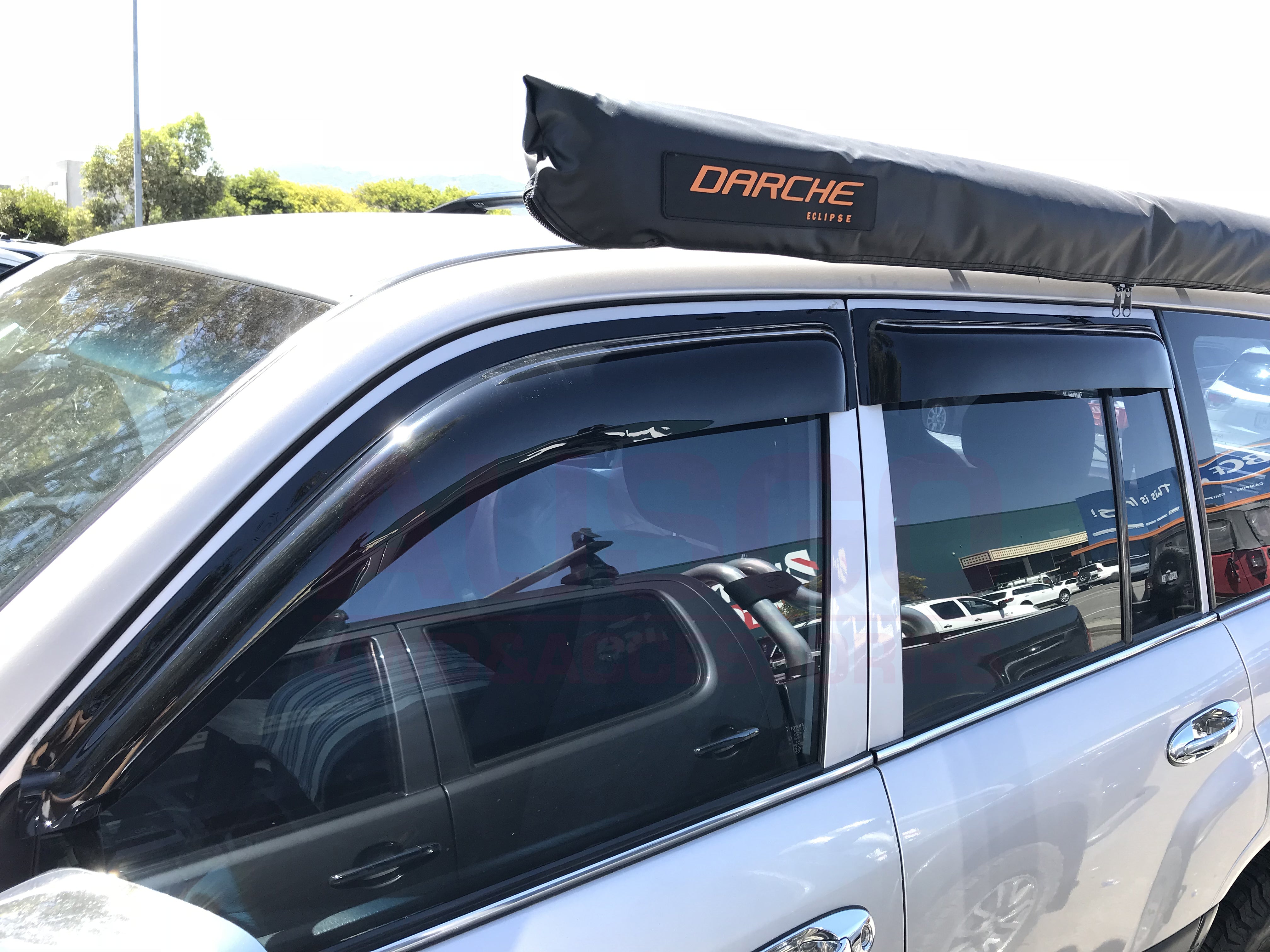 Toyota Land Cruiser 100/105 (LC100/LC105) Weather Shields - Perfect Fit for 1998-2007 Models | Durable Rain Guards for All-Weather Protection | Ideal for Off-Road Adventures & Daily Commutes