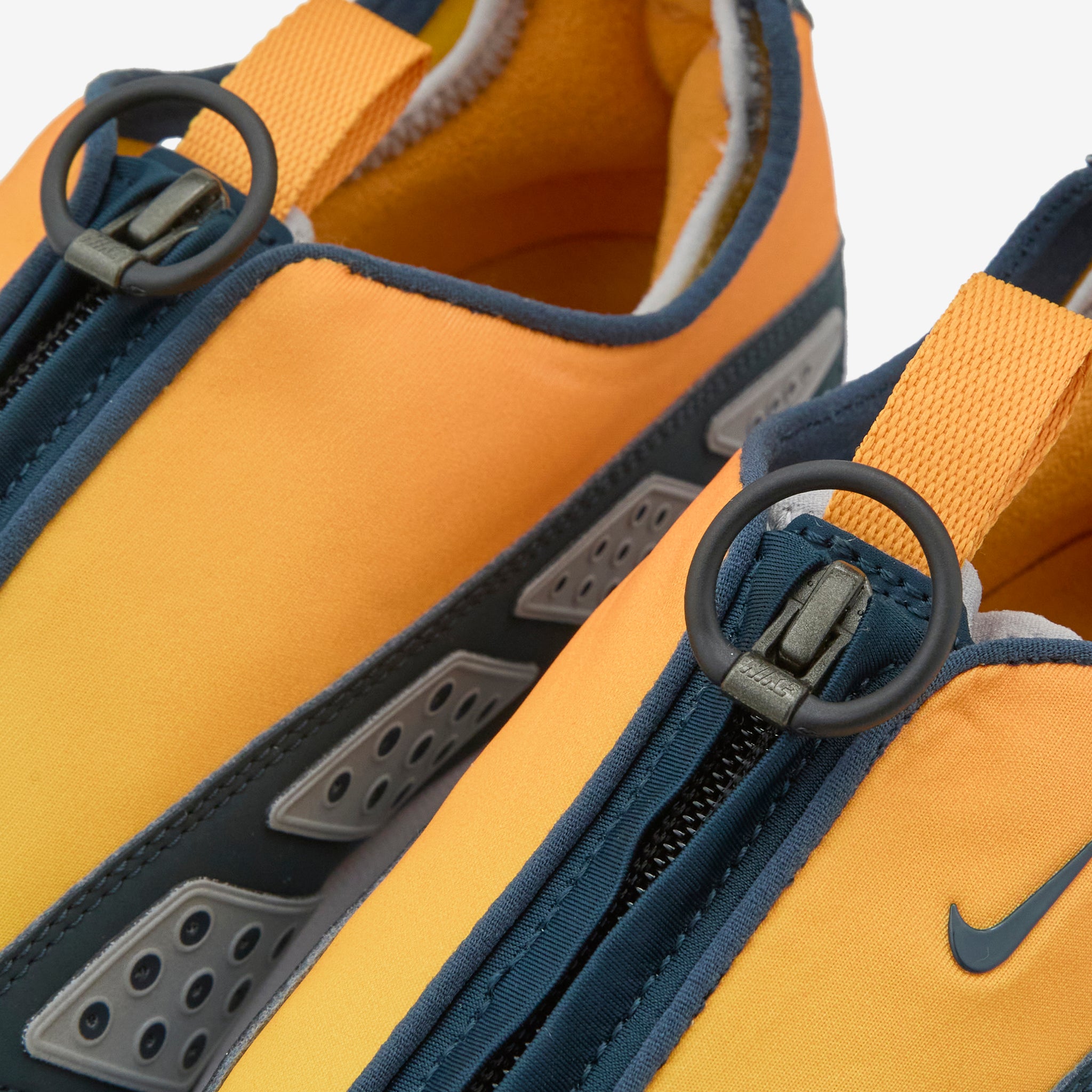 Women's Nike Air Max SNDR Running Shoes - Canyon Gold/Deep Ocean/Light Smoke Grey - Comfortable Athletic Sneakers for Jogging, Gym & Casual Wear