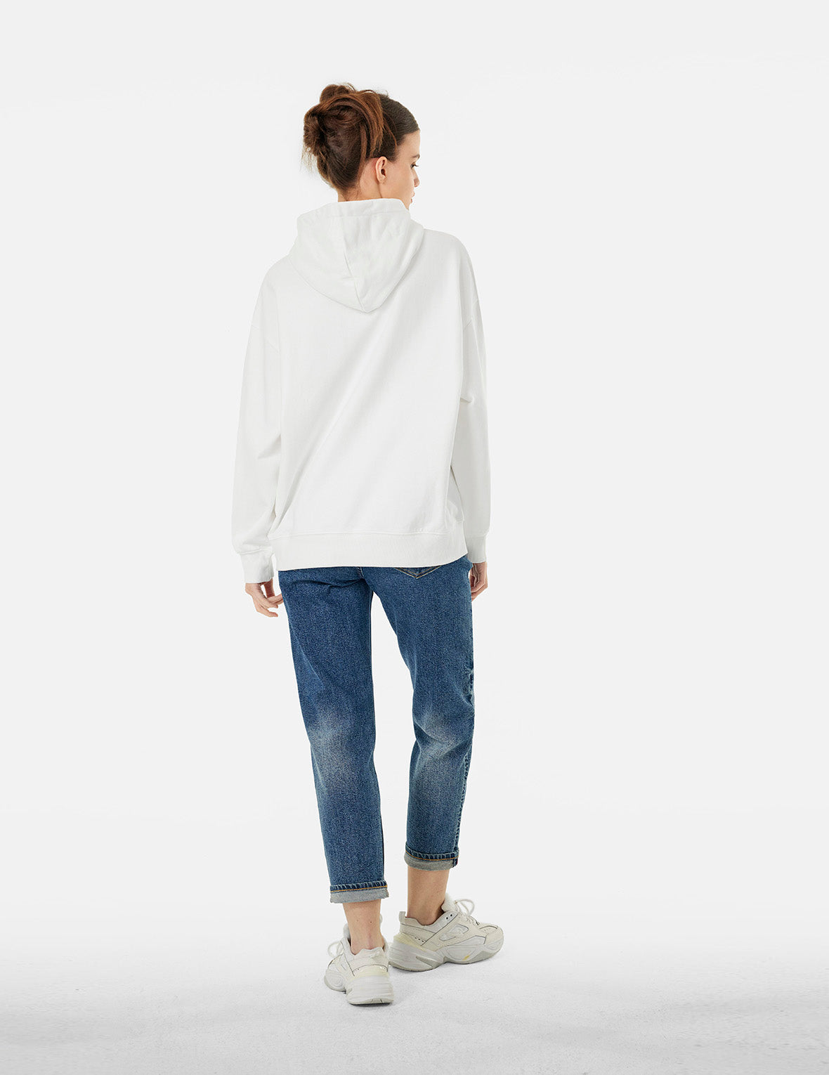 Stylish Logo & Lucky Fortune Cat Embroidered Oversized Hoodie - Cozy Streetwear for Casual Outfits & Loungewear