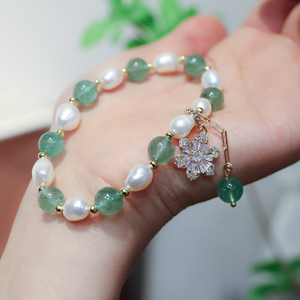 Natural Green Strawberry Quartz Beaded Bracelet for Women - Elegant Healing Crystal Jewelry for Meditation, Yoga & Spiritual Wellness