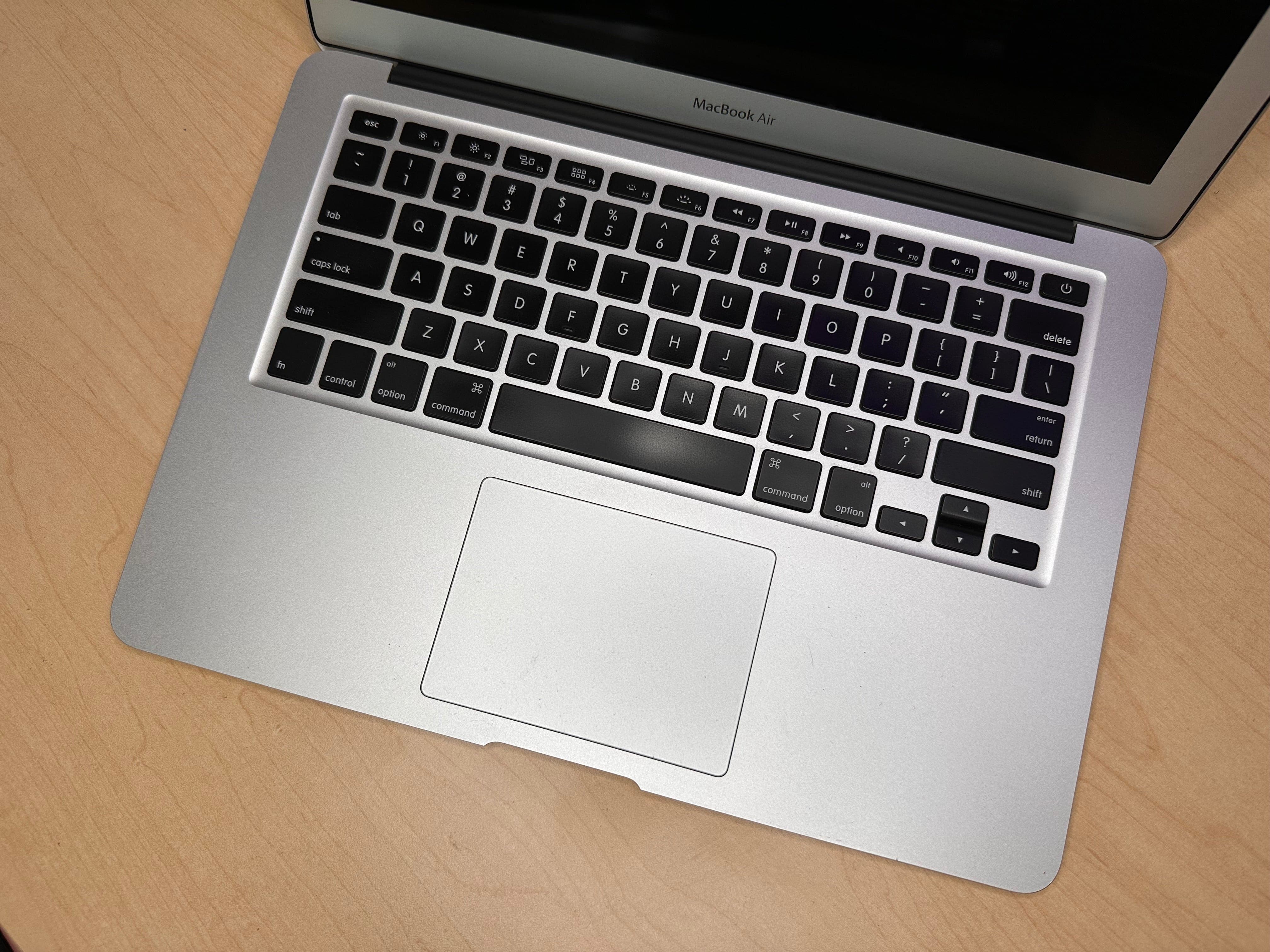 Refurbished Apple MacBook Air 13-inch 2015 Model - 8GB RAM, 256GB SSD - Lightweight Laptop for Work, Travel & College Students
