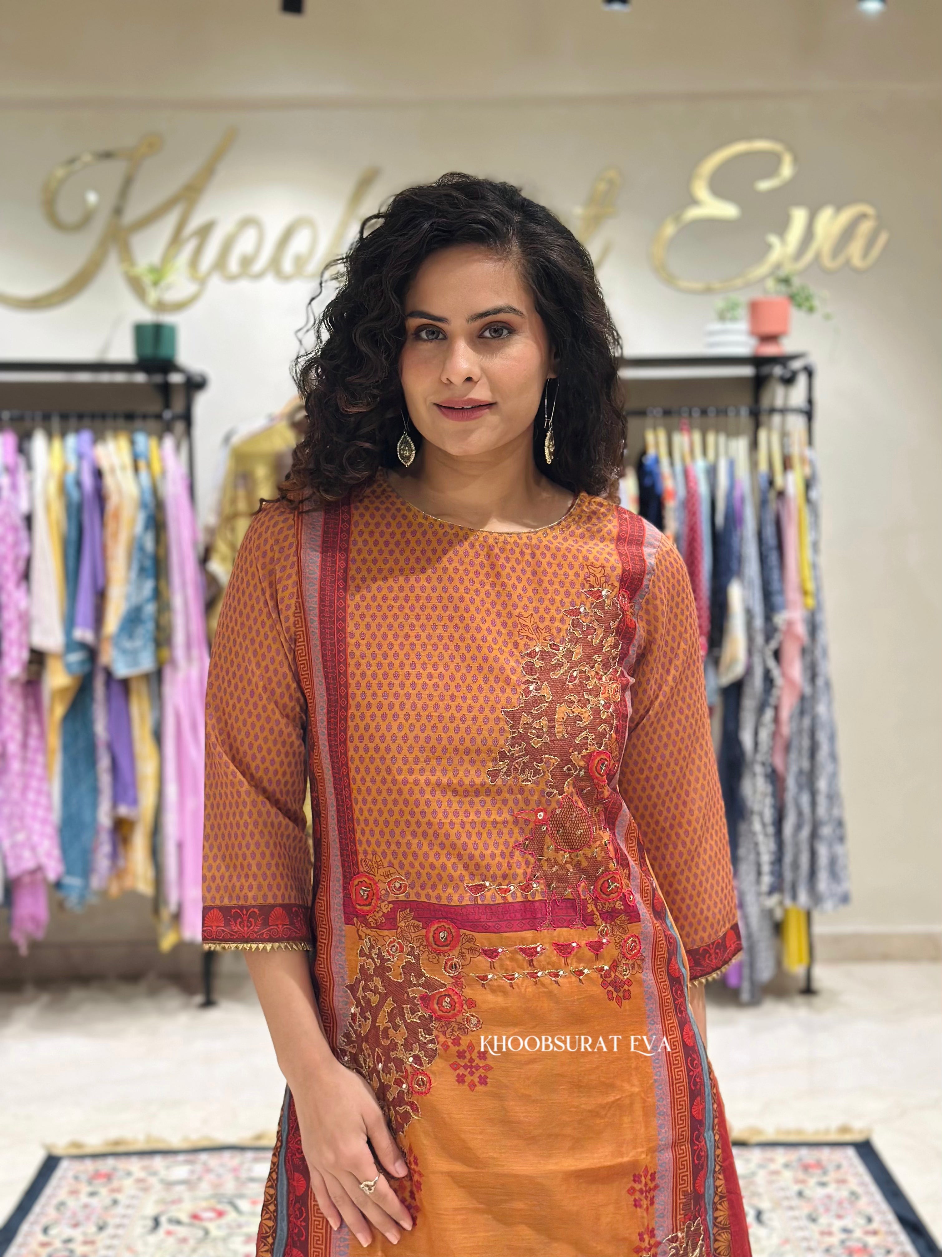 Stylish Kashmiri Red Kurta Set for Women - Traditional Indian Ethnic Wear for Festivals, Weddings & Special Occasions