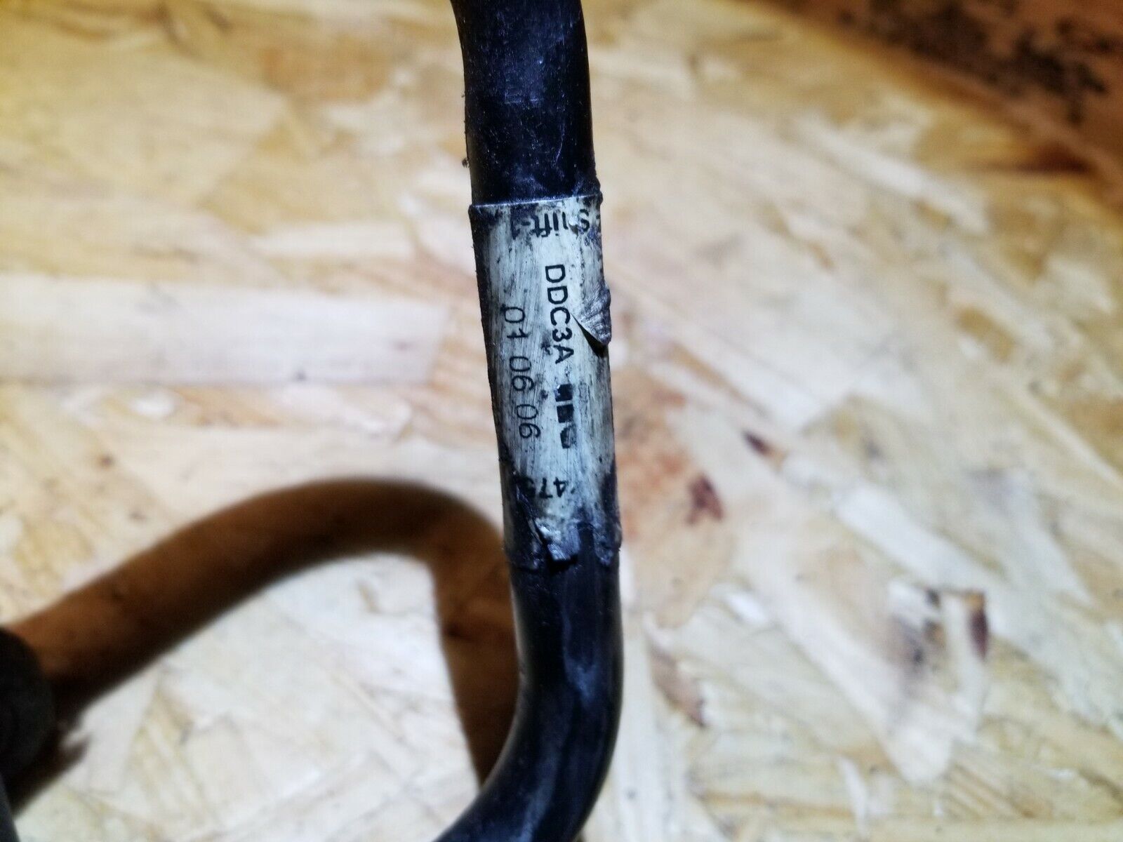 2005-2009 Volvo S40 2.4L AC Hose Pipe Line Replacement - OEM Quality for Cooling System Repair | Perfect for DIY Auto Maintenance & Professional Mechanics