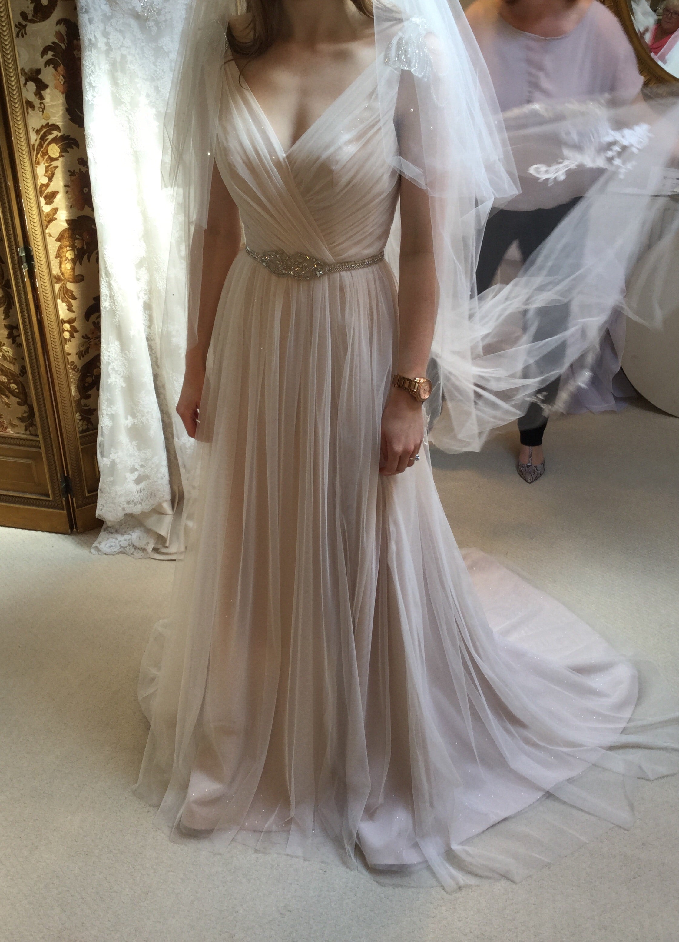 Hayley Paige BLUSH Giada 1501 Sample Wedding Gown - Elegant Bridal Dress for Prom, Formal Events & Special Occasions
