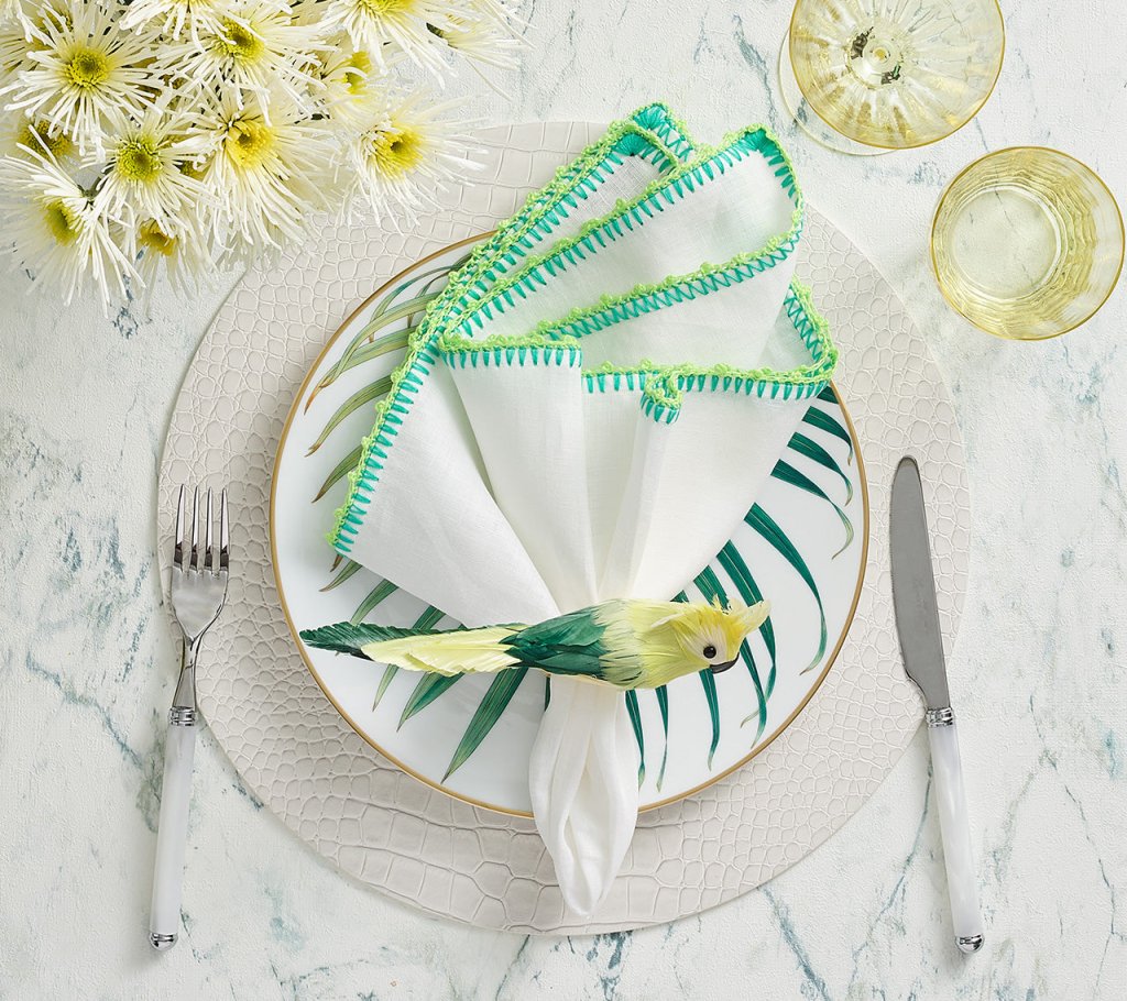 Green Parakeet Napkin Rings Set of 4 - Elegant Bird-Themed Table Decor for Dinner Parties & Holiday Gatherings