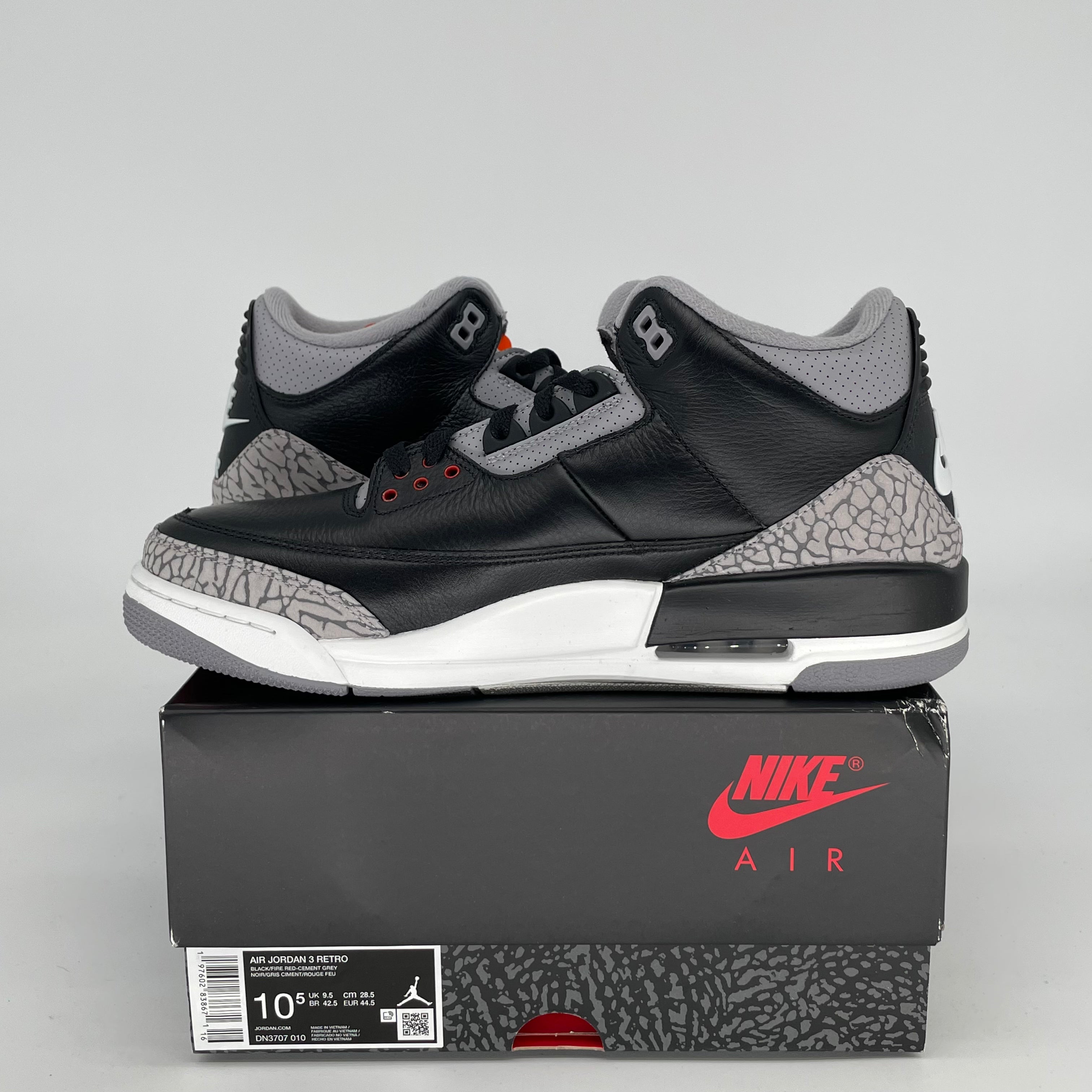 Original Air Jordan 3 Retro 'Black Cement' Men's Basketball Shoes Size 10.5/Women's 12 - DN3707-010 | Iconic Sneakers for Streetwear & Basketball Performance