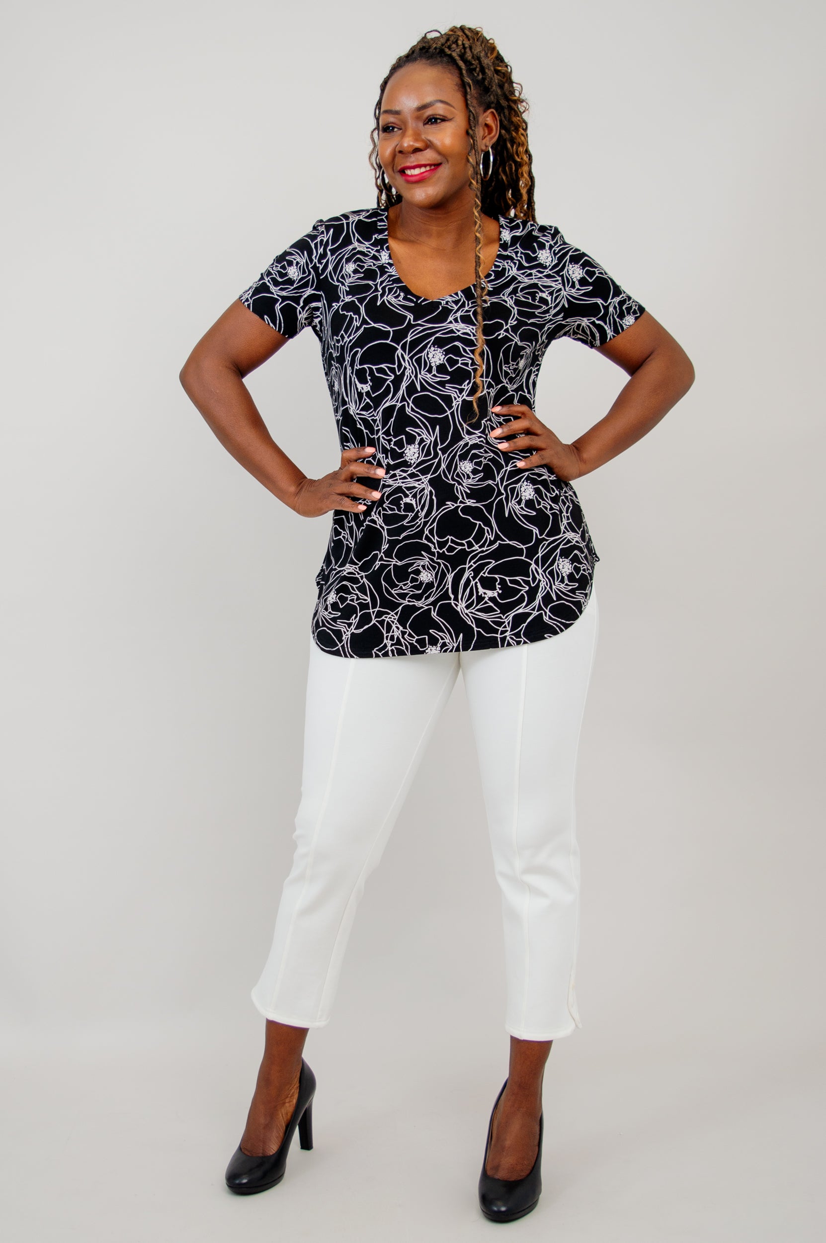 Jackie Short Sleeve Top for Women - Stanley Bamboo Print Blouse - Perfect for Summer Outfits, Casual Wear & Beach Vacations