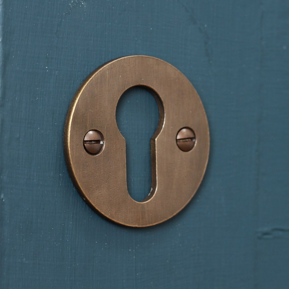 Vintage Distressed Antique Brass Euro Escutcheon Plate - Classic European Style Door Hardware for Home Decor & Restoration Projects - Perfect for Vintage Doors, Cabinets, and Furniture Restoration